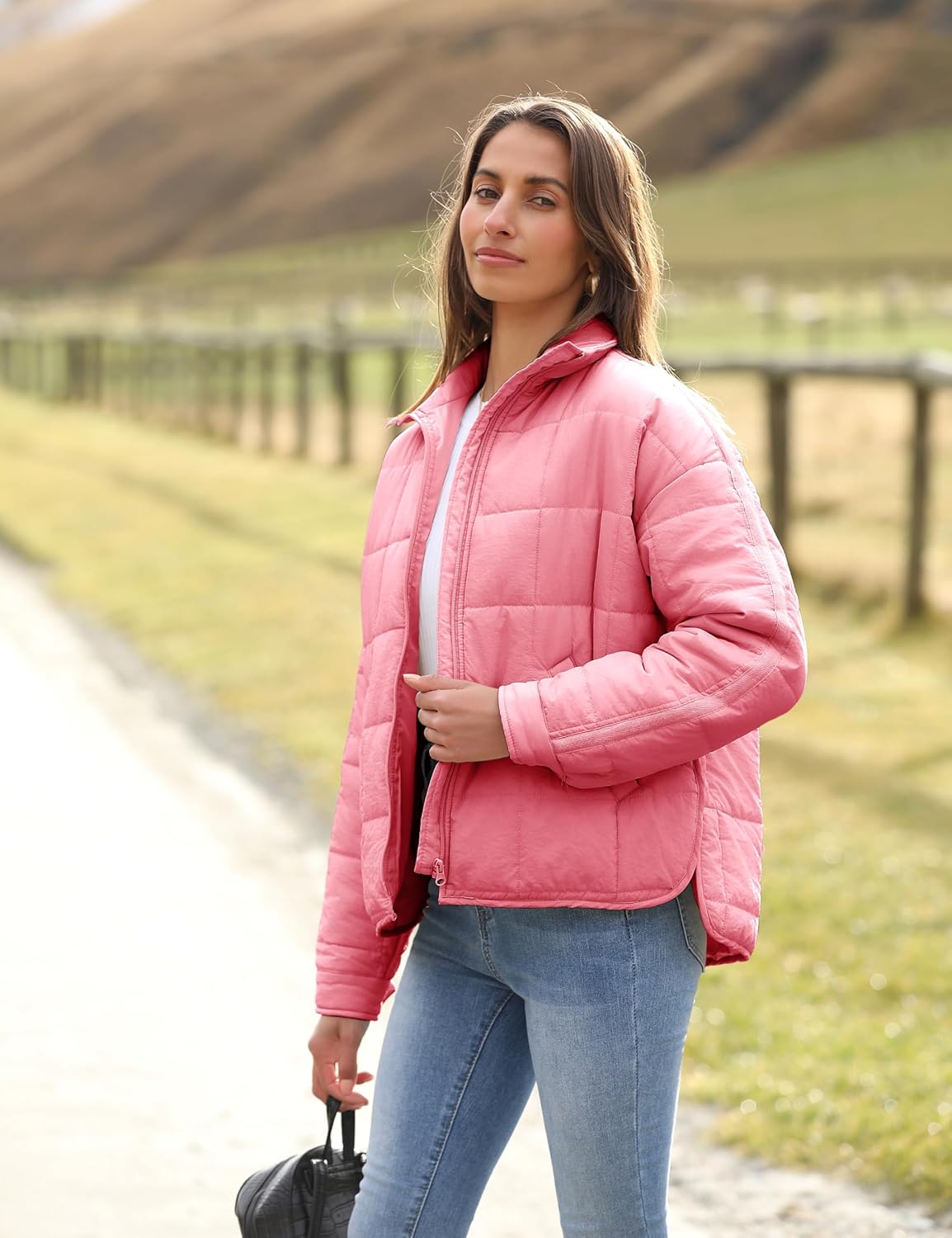 Quilted Puffer Jacket Women Lightweight Short Zip Up Padded Coat with Pockets - Image 3