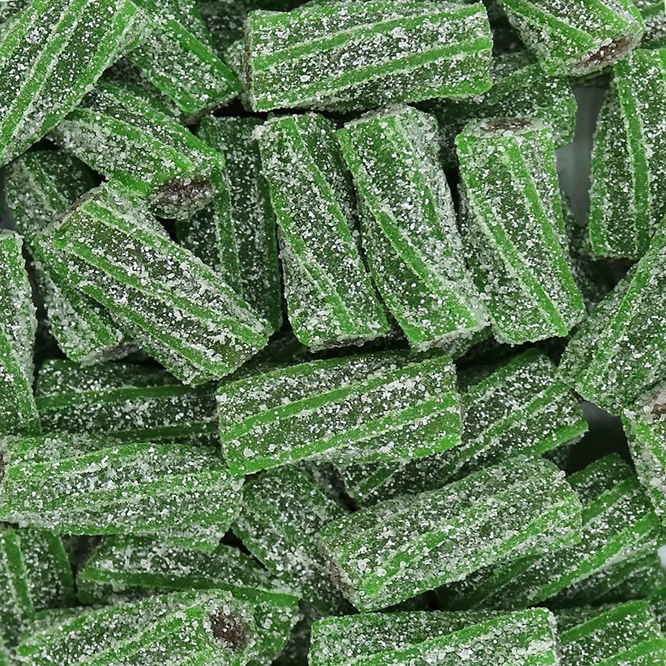 Pectin Filled Sour Licorice Twist Bites Gummy Candy (Watermelon, 1 Pound)