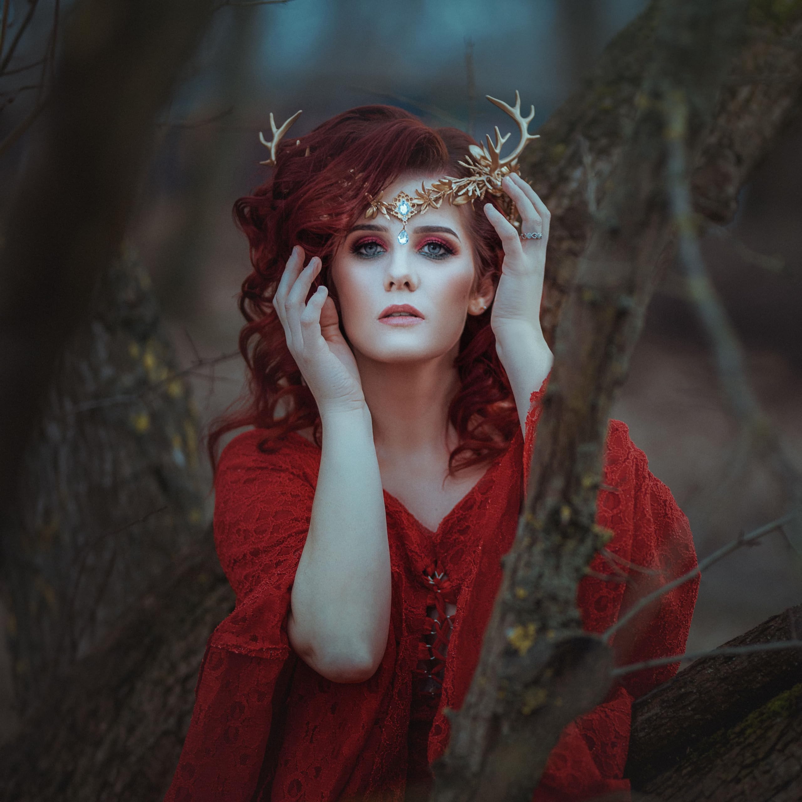 MOSTORY Gold Antler Elf Crown for Women Party Renaissance Cosplay Hair Accessories, gold-coloured, 1 stück (1er Pack) - Image 4