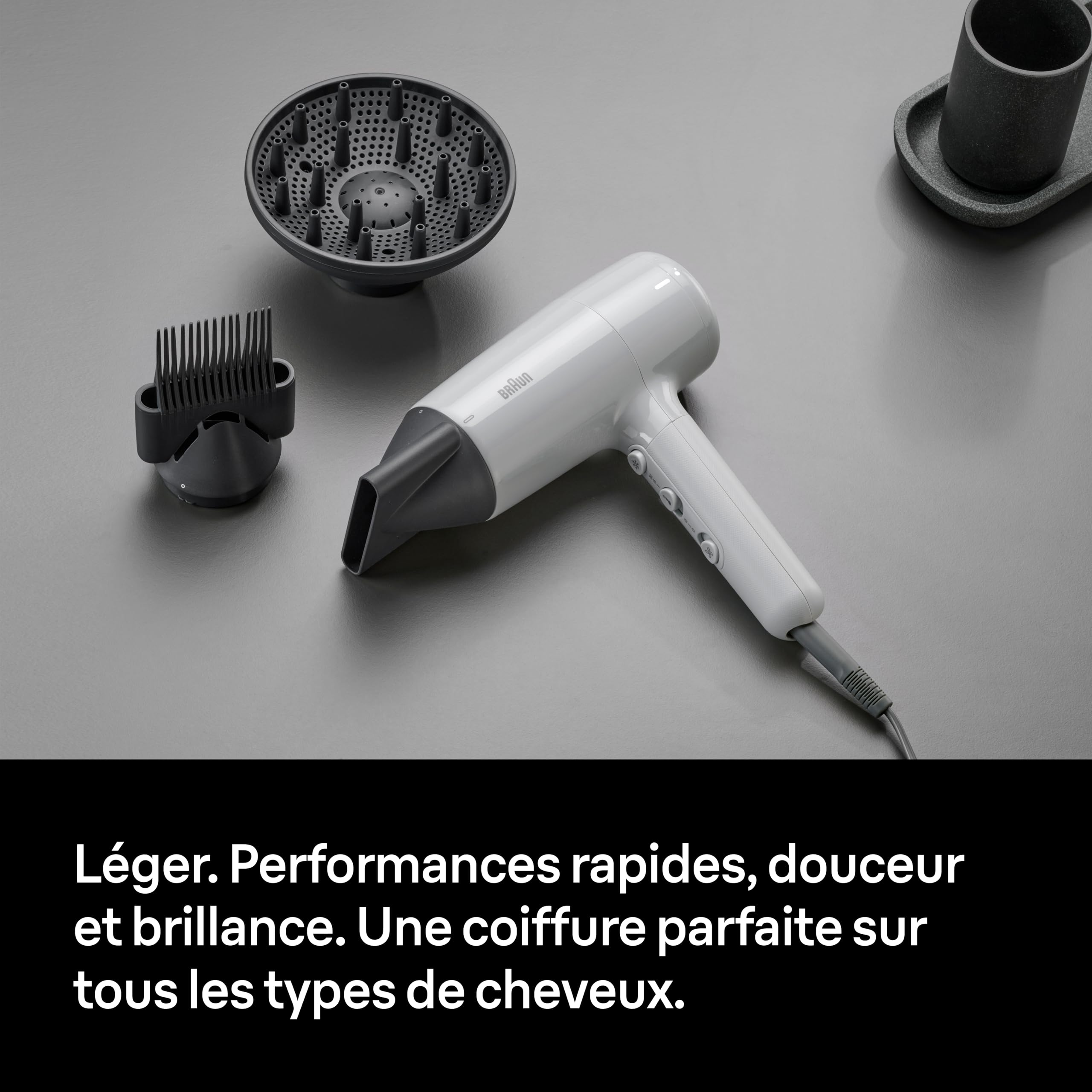 Sèche-Cheveux Braun HD2.35, Puissant avec Diffuseur, Peigne Lisseur et Concentrateur, Technologie IONTEC, Moteur 2200W avec 3 Réglages de Températures et 2 Vitesses, Finition Gris Satiné, BRHD235E