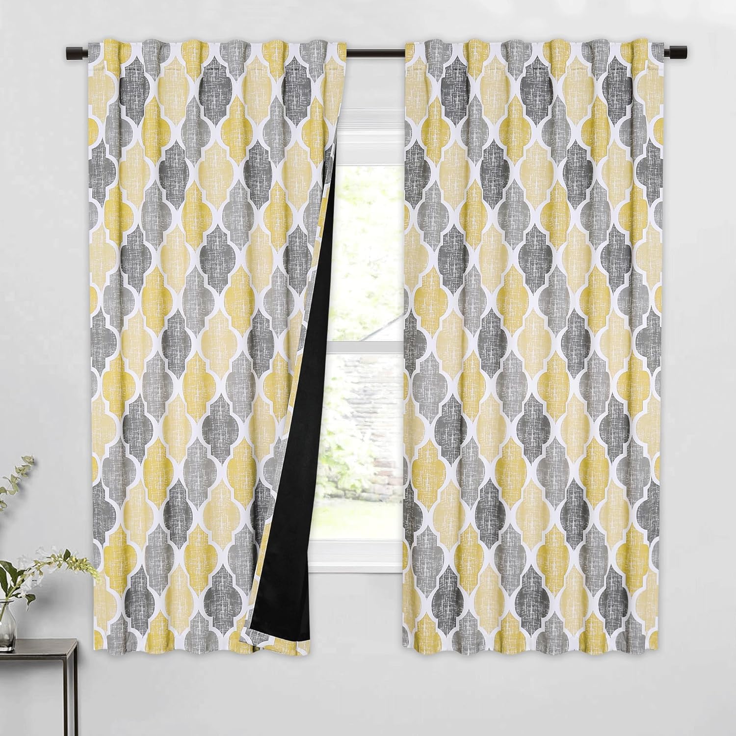 Beauoop Cortinas Opacas con Ojales,Cortina con Estampado de Zulejos Marroquíes, con Ojales, Geométrica, Térmica, Aislante, Opaca, para Dormitorio o Salón, 2 Unidades, Amarillo/Gris, 130 x 175 cm
