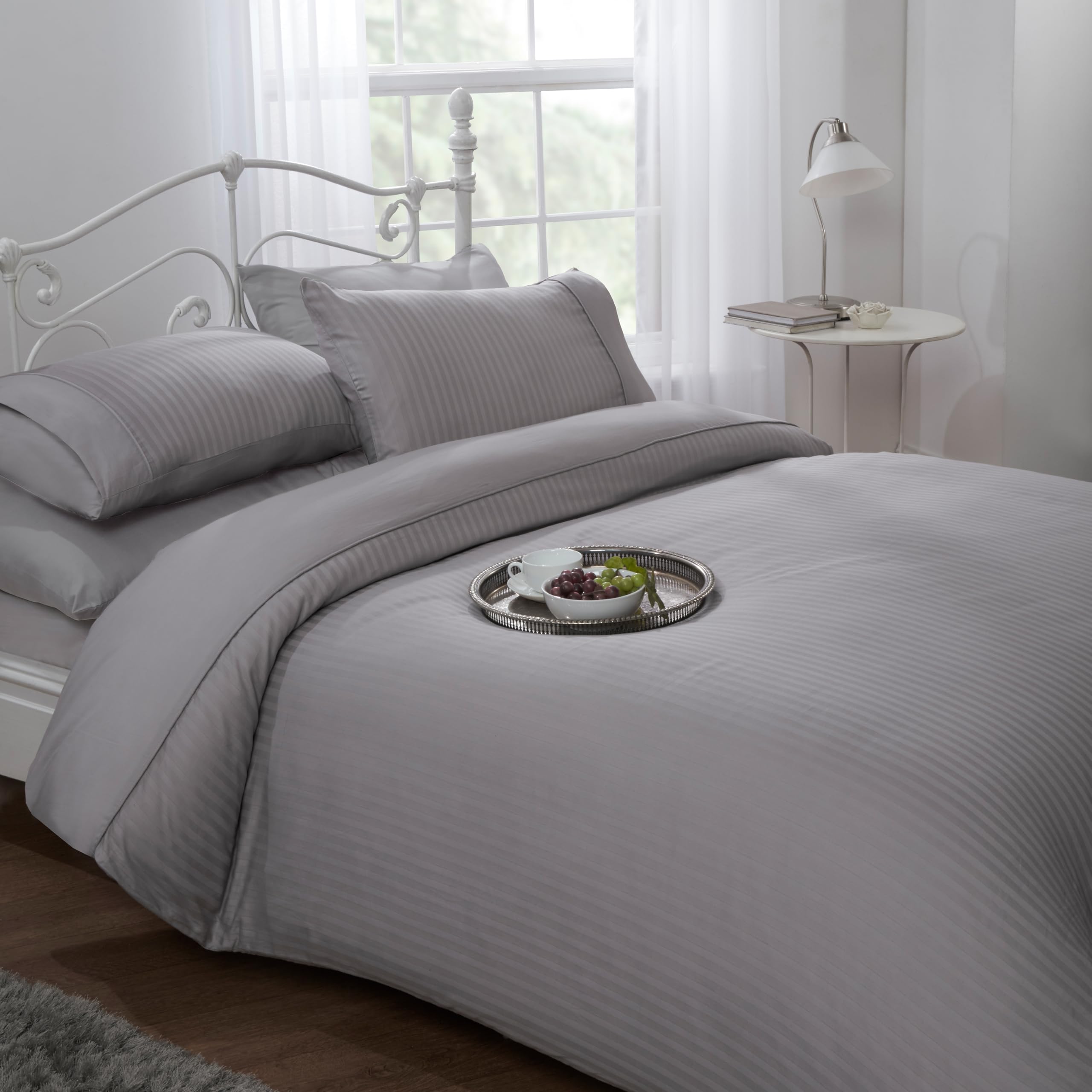 Emma Barclay Silver Ritz 300Tc Hotel Quality Duvet Cover Sets - King