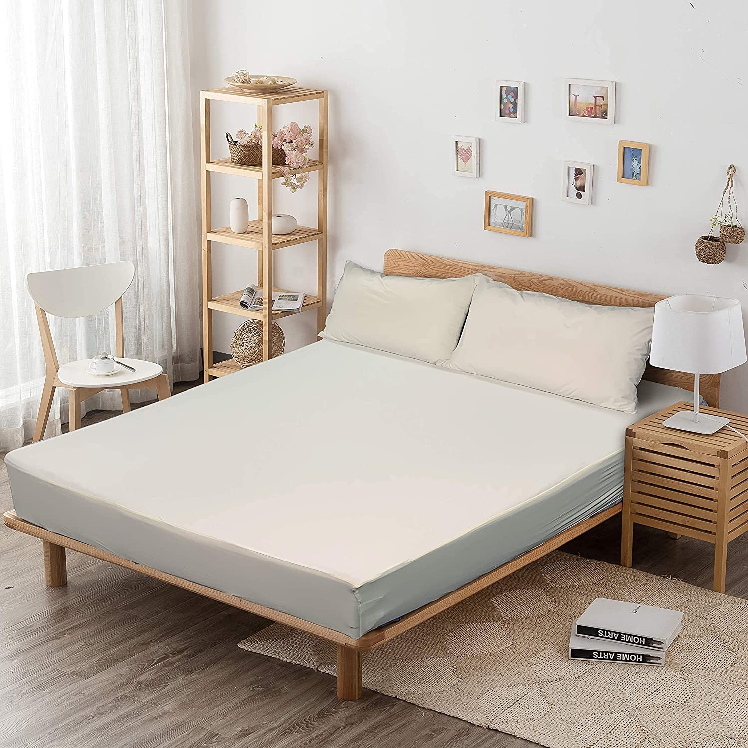PeachLeaf Waterproof Mattress Protector Premium Soft Cotton Mattress Cover King Size Bedding - Fitted Sheet and Pillowcases for Pets Kids Adults - White