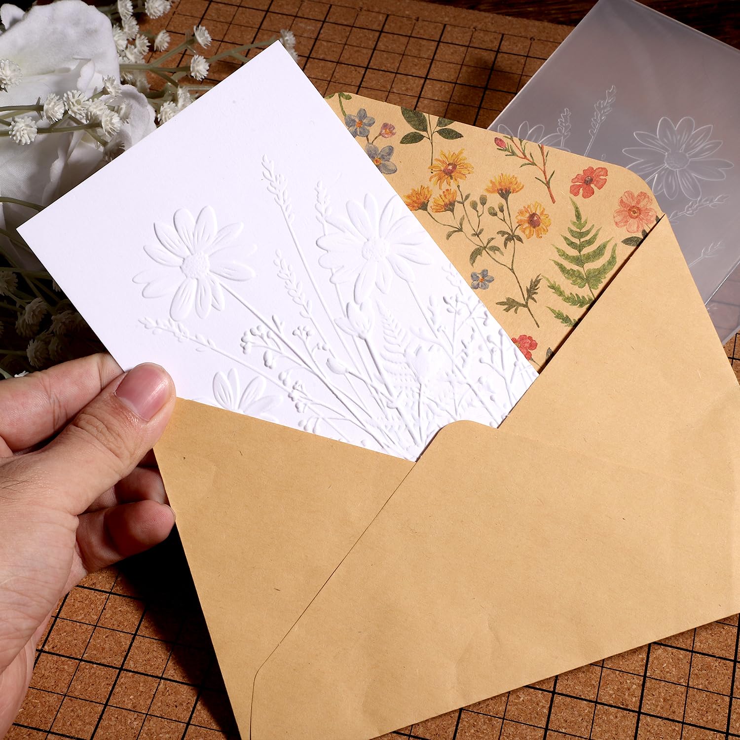 Cartella Per Goffratura 3D Farfalle E Fiori - 12.7x17.8cm Per Biglietti E Scrapbooking - Foto 5