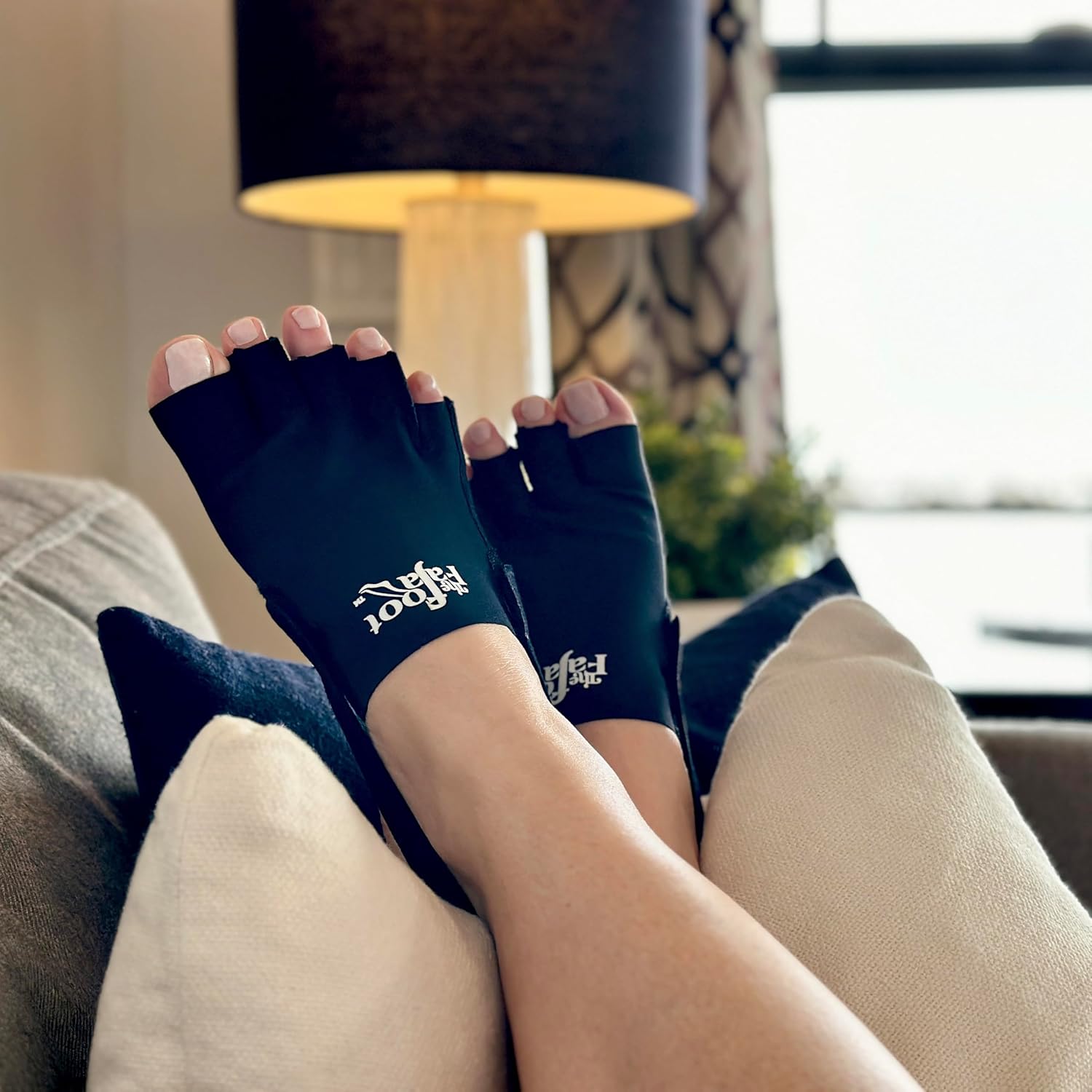 Foot Faja Compression Sock - Jaws Podiatry Medical Ankle Support for Surgery Recovery, Injury Recovery, Pain Relief and Sports Protection - Black (Medium) - For Toe Or Foot Fatigue Or Post-Operative Swelling