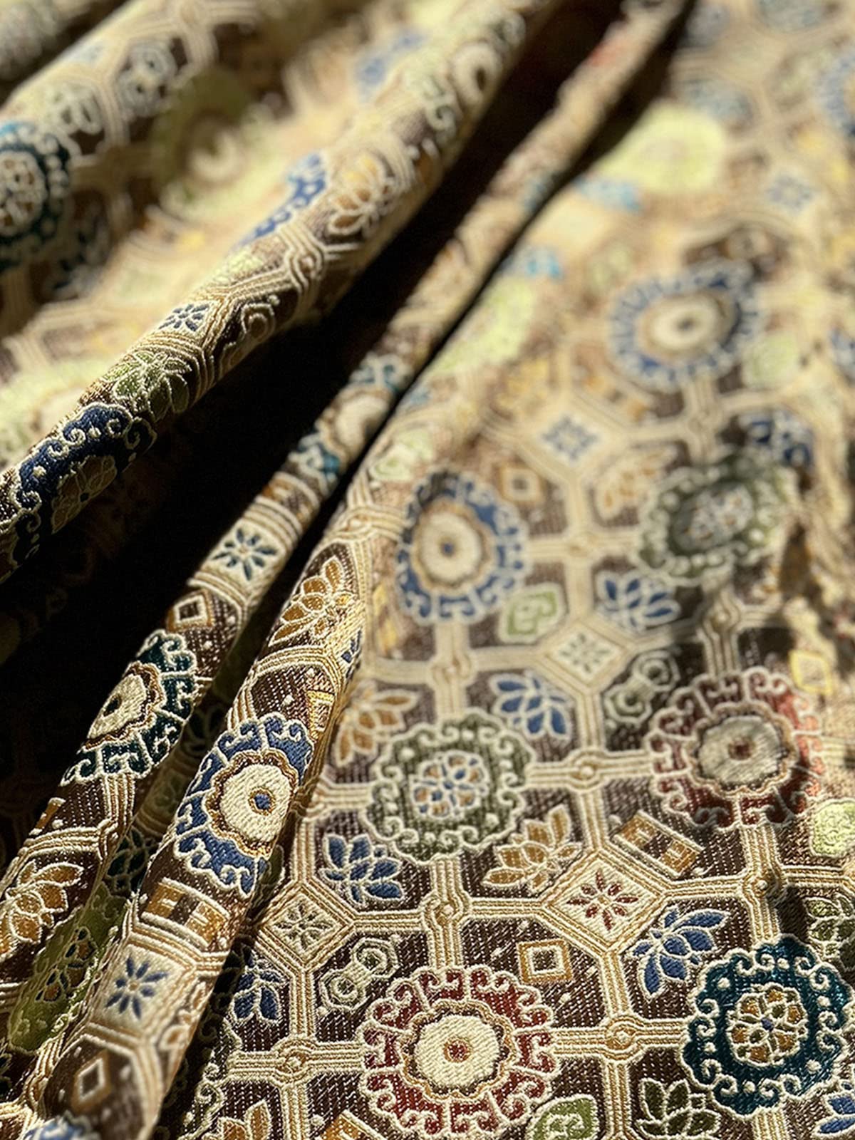 Elegancki materiał brokatowy, Żakardowa tkanina ośmiokątna krata wzór kwiatowy kamizelka cheongsam podręcznik świątyni przodków mata do herbaty szycie rękodzieło tkanina