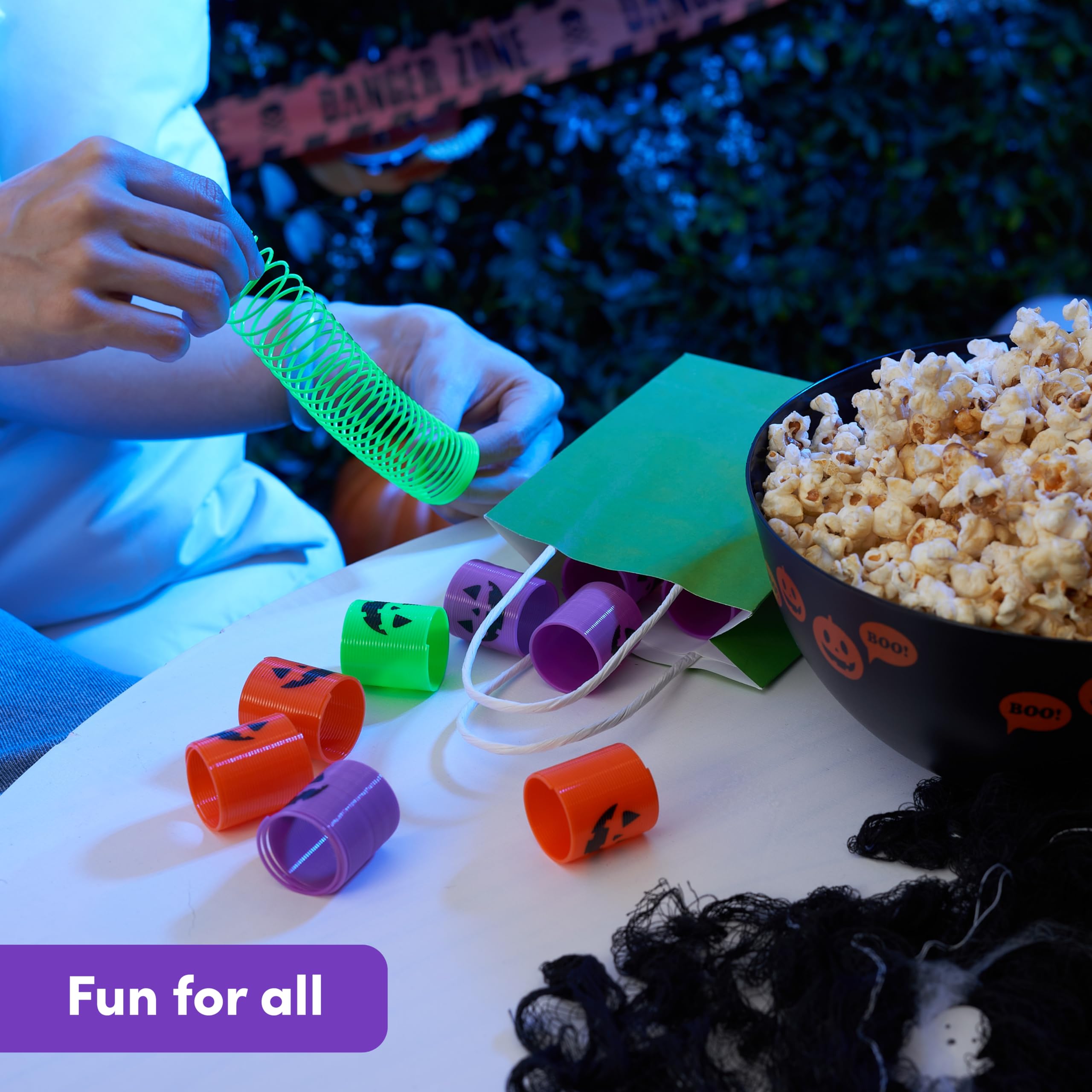The Twiddlers - 36 Mini Halloween Magic Springs, Trick or Treat Party Toys Bag Fillers, Kids Game Prizes & Gifts