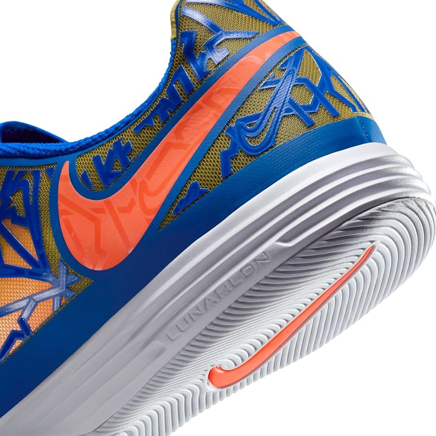 Amazon.com: Nike Lunargato 2 IC Low-Top Soccer Shoes (HV4017