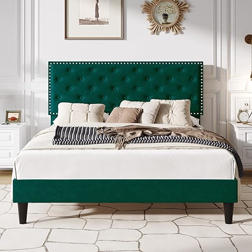 SHA CERLIN Base de cama de terciopelo tamaño King con cabecera ajustable, botón de diamante y decoración de remaches, no necesita somier, color verde