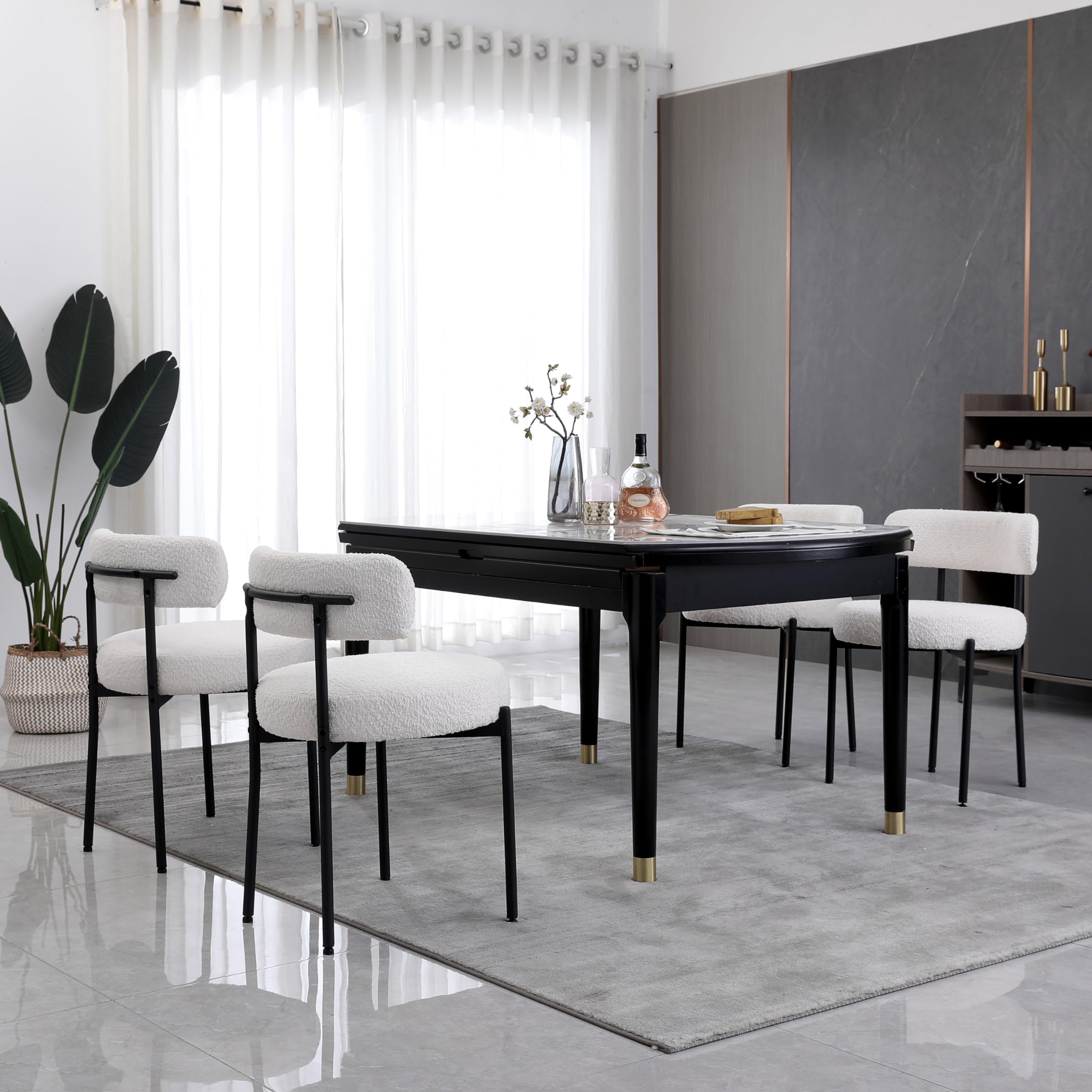 Set di 4 sedie da sala da pranzo con schienale, struttura in metallo nero, imbottita, moderna, design retrò, per cucina, sala da pranzo, bianco