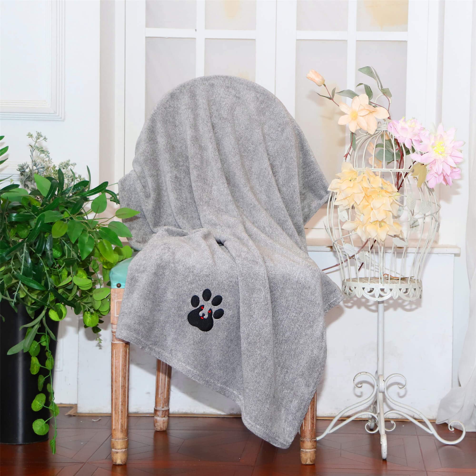Dogvingpk Serviettes de Bain Extra Larges pour Chien – Serviette de Bain Super absorbante en Microfibre Douce pour Animal Domestique, Taille XL 140 x 91,4 cm, Gris