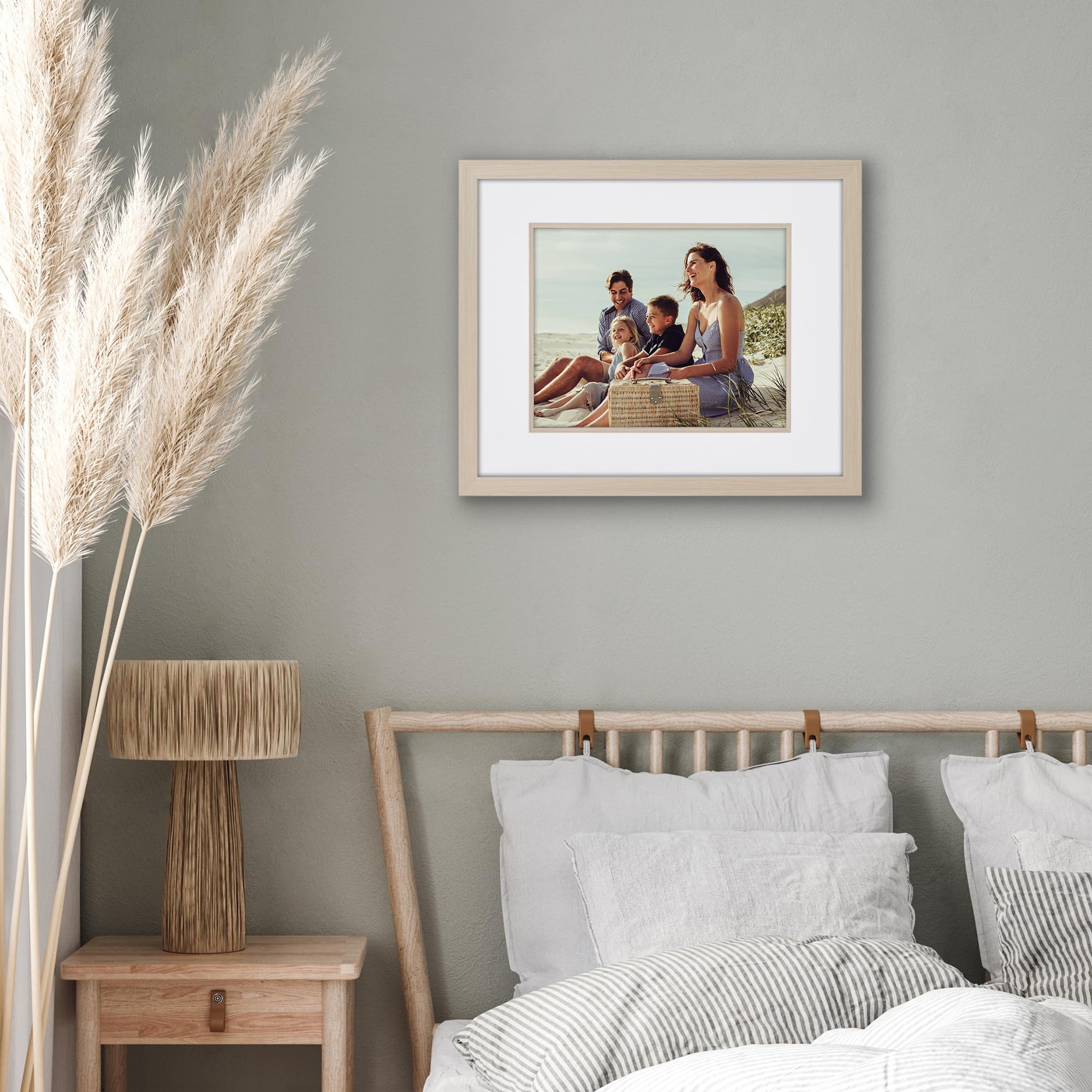 Americanflat Portarretratos de 16 x 20 pulgadas con acento interior decorativo, muestra fotos de 11 x 14 pulgadas con paspartú o de 16 x 20 pulgadas sin – Colección Veranda – Marco de madera flotante