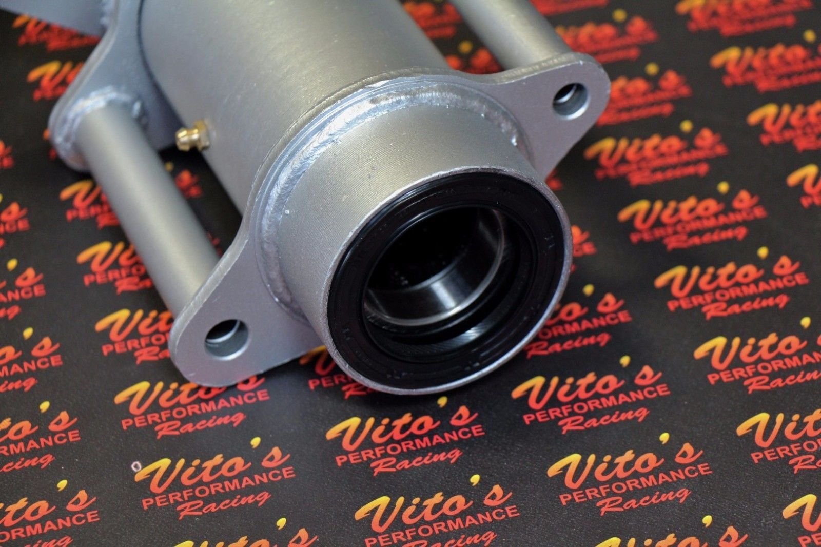 New Rear Bearing Axle Carrier Housing Yamaha Banshee Swingarm 8706