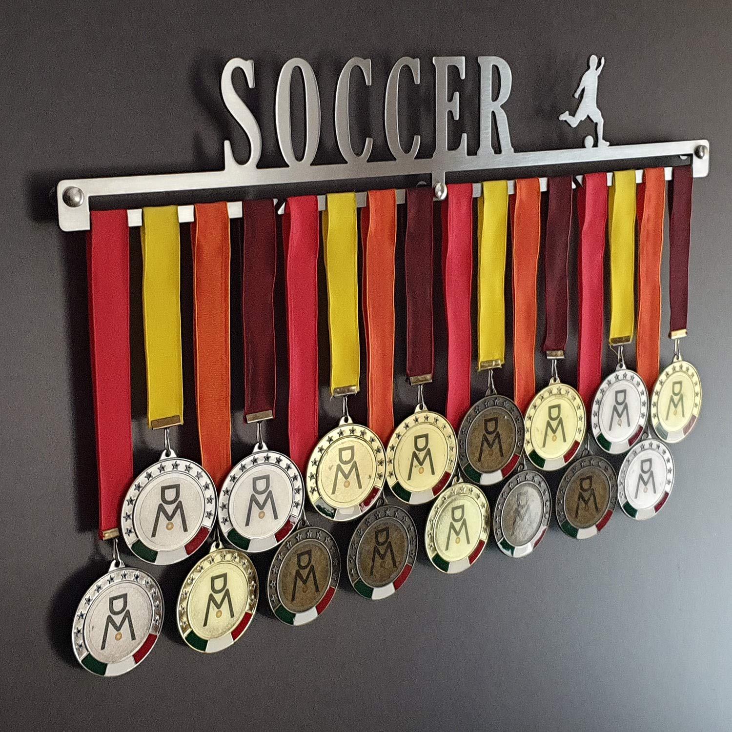 Soccer - Medaillen Aufhänger - Wandhalterung für Fußballspieler, Fußball, Football - Medaillenhalter - Sport Medal Hanger - Gebürsteter Edelstahl - 100% Made in Italy