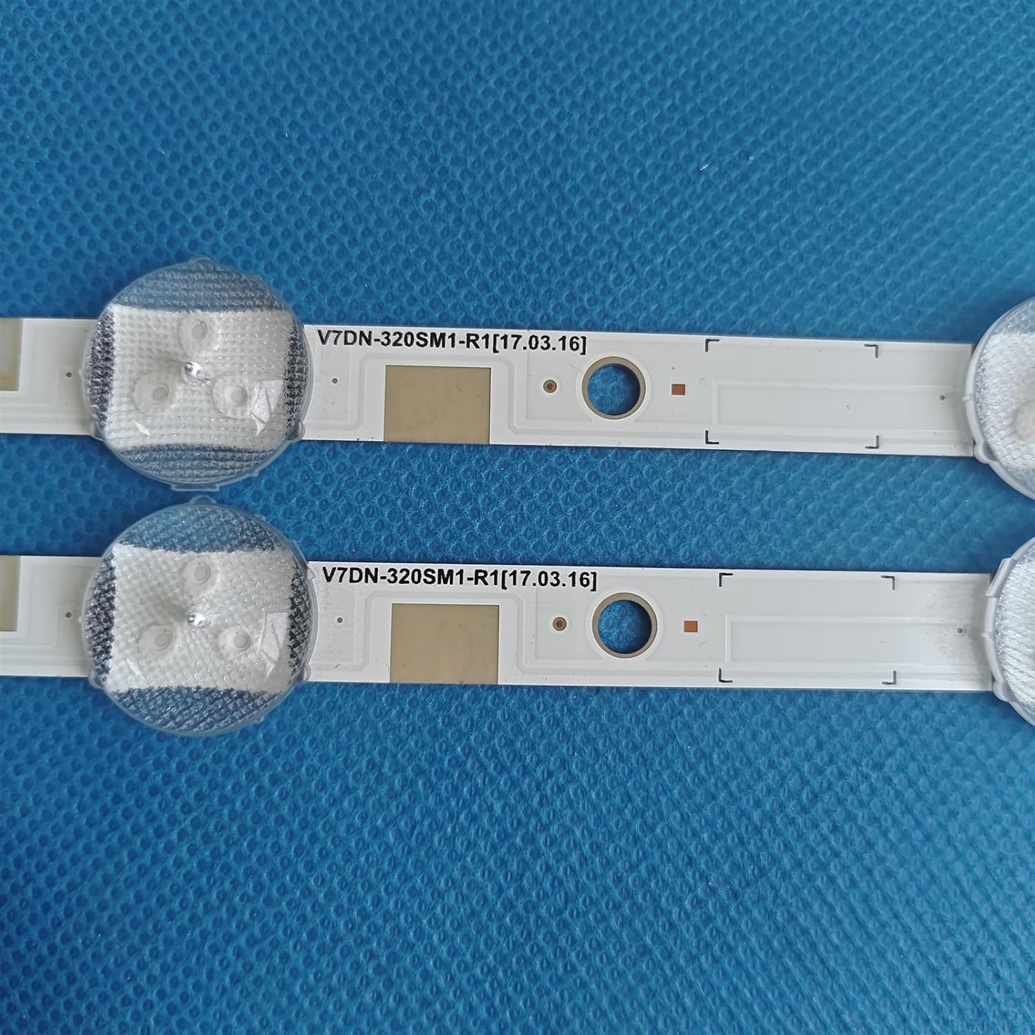 LED Backlight 7LED Compatible with BN96-43667A LM41-00420A UE32M5000 UE32M5075 UE32M5005 UE32M5002 UE32M5000AK UN32M5300 UN32M5300AF