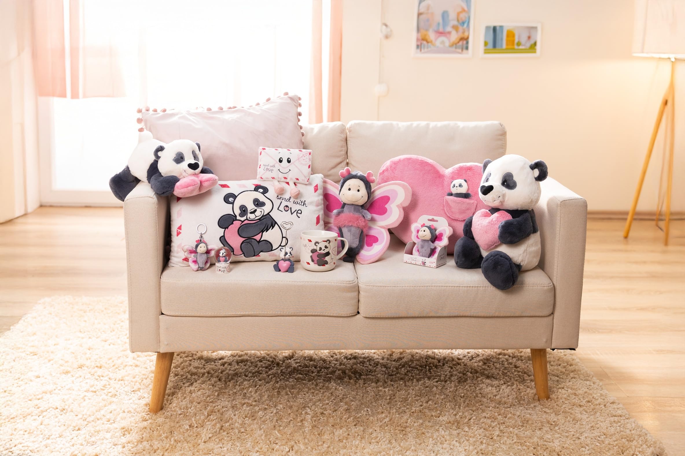 NICI Love 62618 Pluszowa poduszka w kształcie serca z malutką pandą (10 cm), puszysta poduszka do przytulania dla dzieci i dorosłych, idealna do domu, przedszkola lub na podróż, 40 x 27 cm, różowa