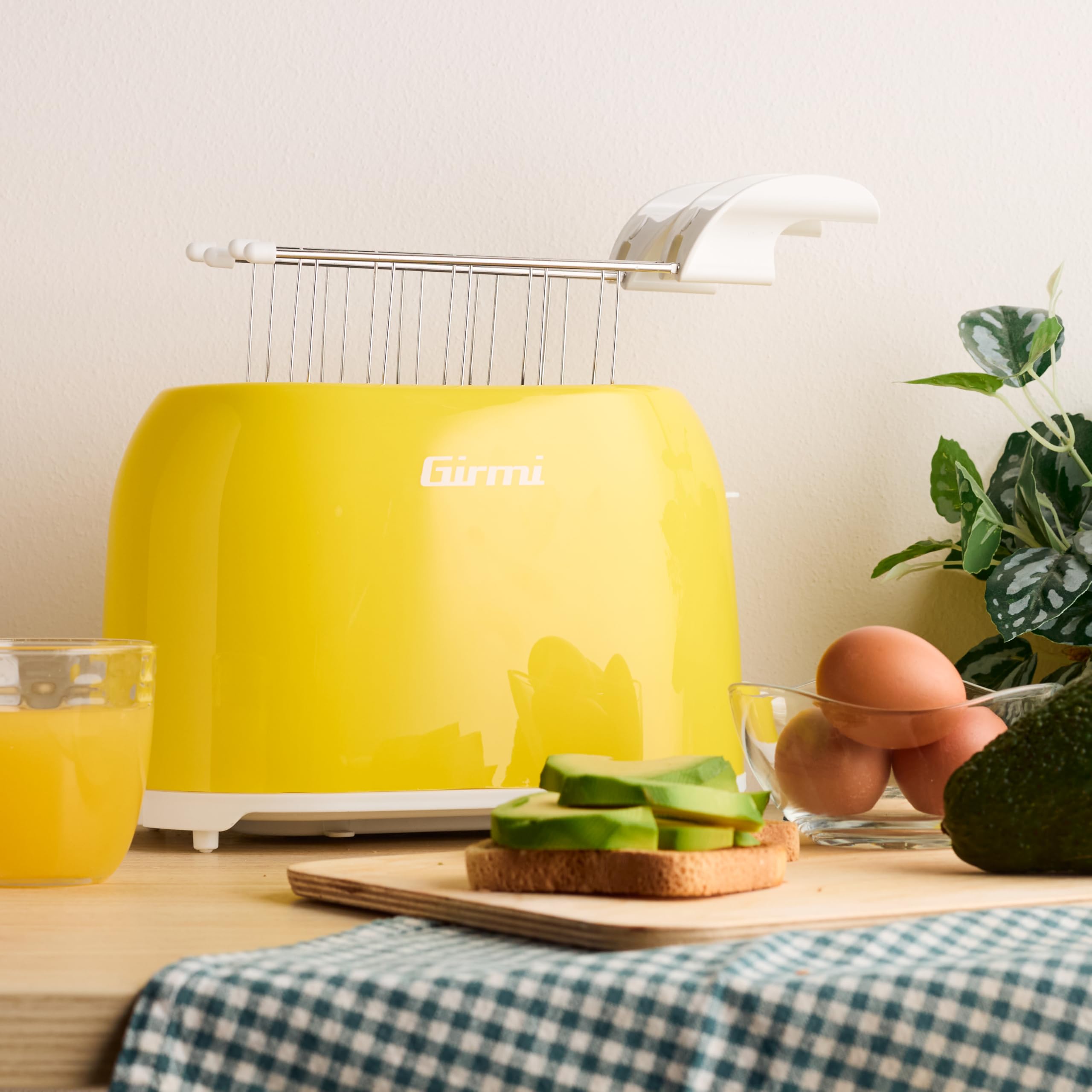 Girmi TP10 Tostapane, 750 W, Pinze estraibili inox, 7 livelli di cottura, Funzione tostafetta, Raccogli briciole, Espulsione automatica, Spegnimento automatico, Giallo
