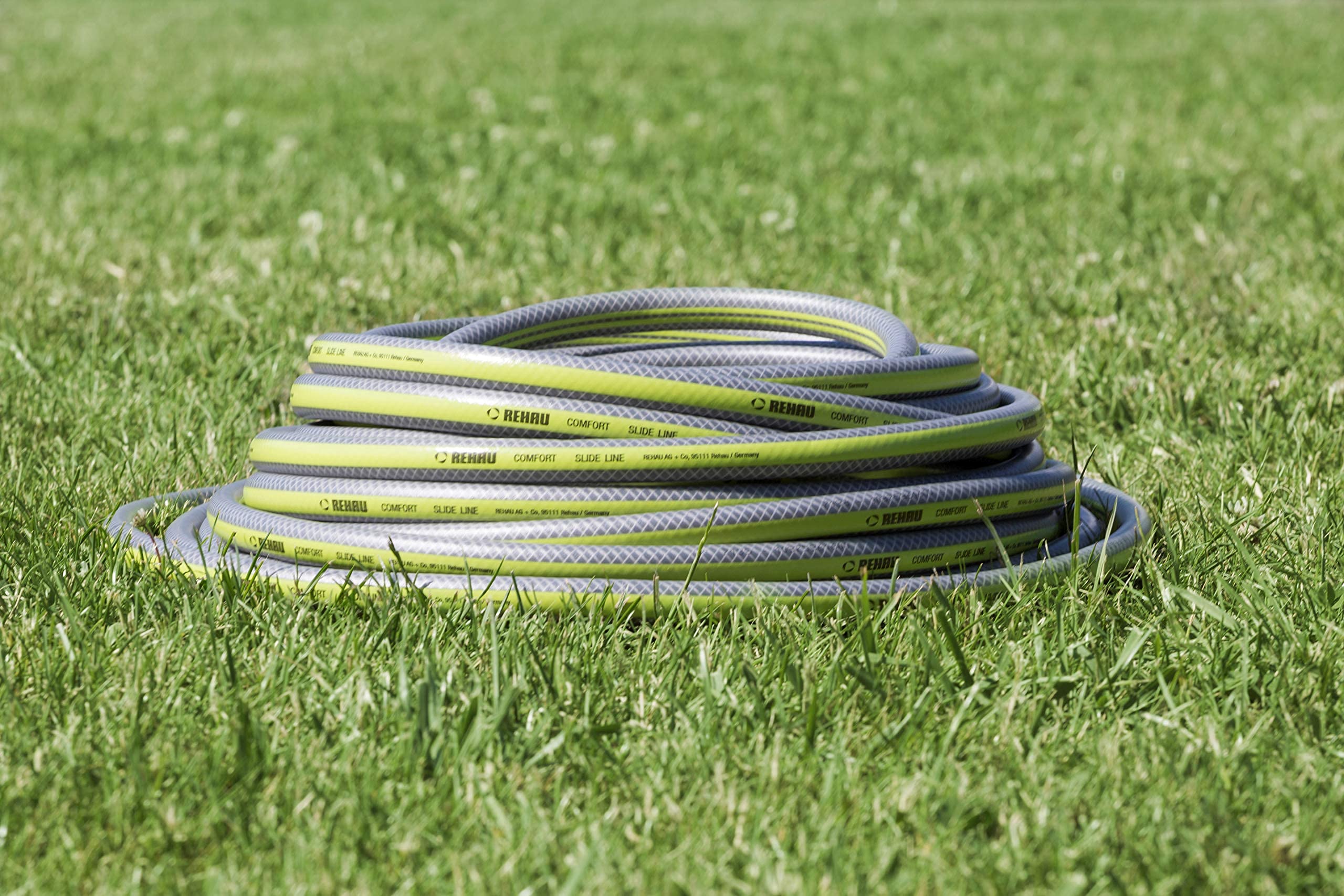 REHAU Gartenschlauch Slide LINE 3/4 Zoll 25m: sehr gleitfähig damit schmutzabweisend + Abriebfest, umweltfreundlich + schadstofffrei