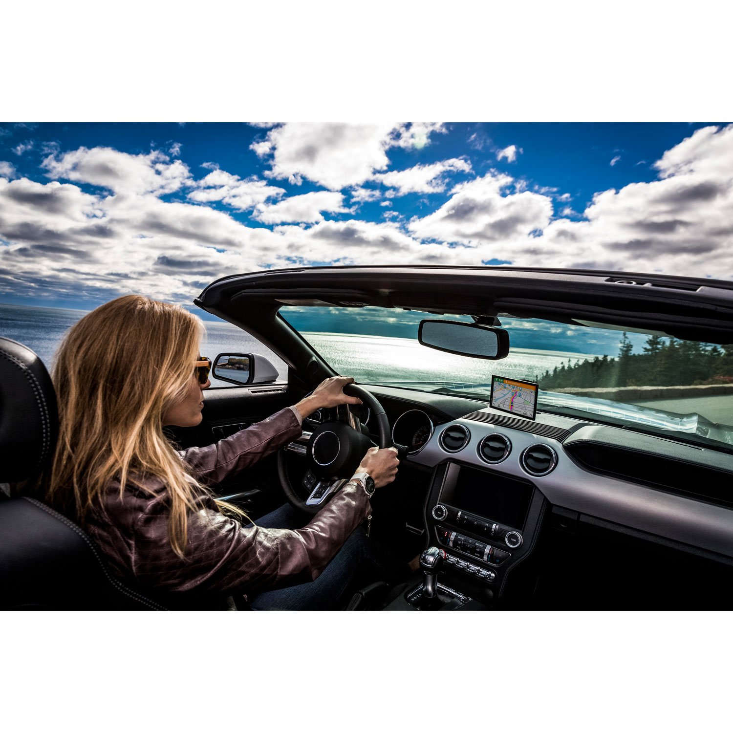 Garmin DriveSmart 61 NA LMT-S GPS di navigazione avanzata con pacchetto di funzioni intelligenti