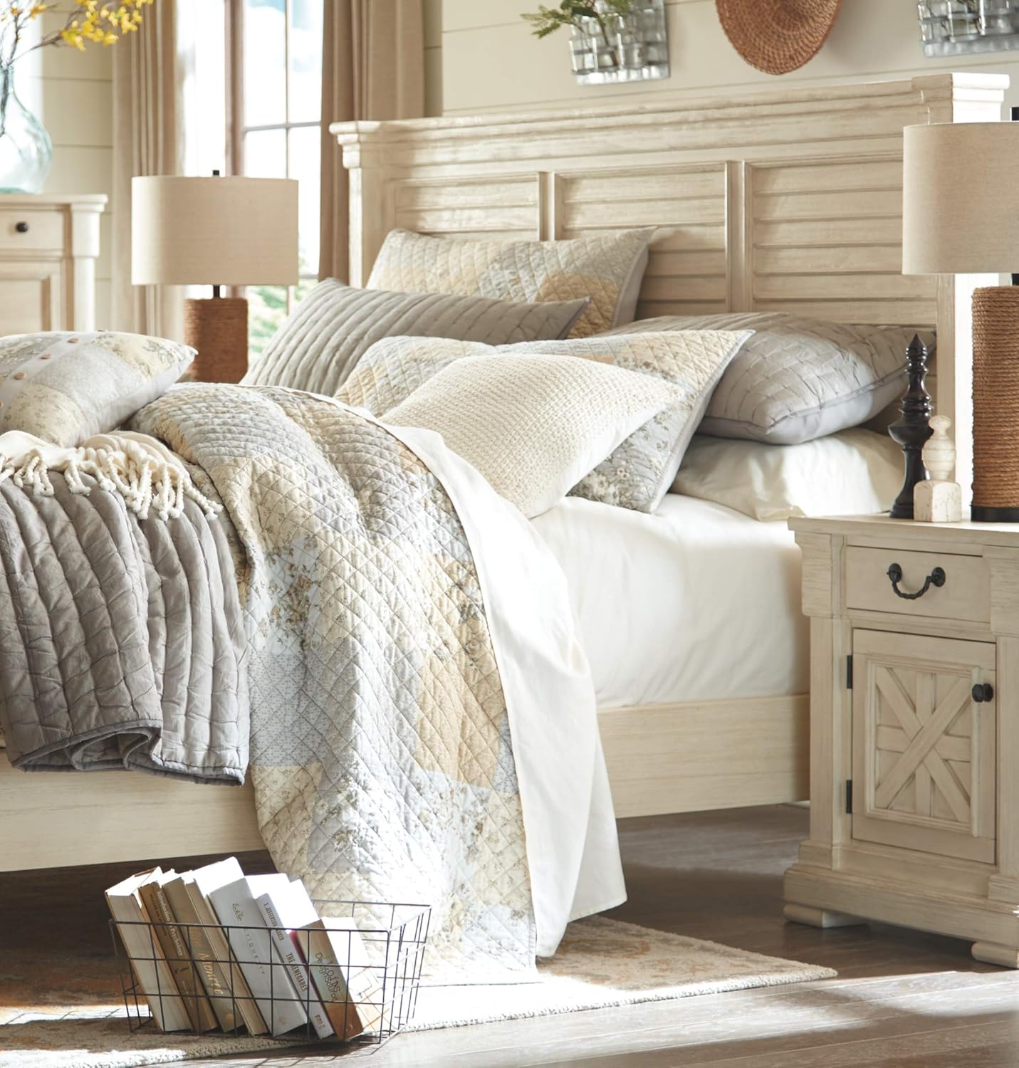 Farmhouse Fresh Two-Tone 1 Drawer Nightstand with USB Ports