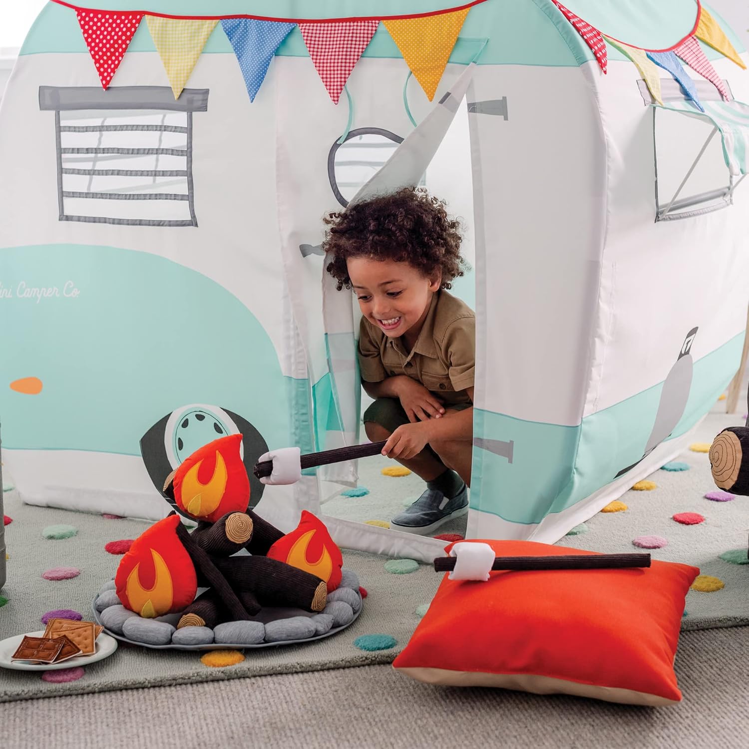 MindWare Oh So Fun Plush Campfire Set, Pretend Camping Playset with Soft Fire Pit and S’Mores Accessories for Imaginative Indoor Play, Kids Ages 3+, Pretend Play Gift for Kids