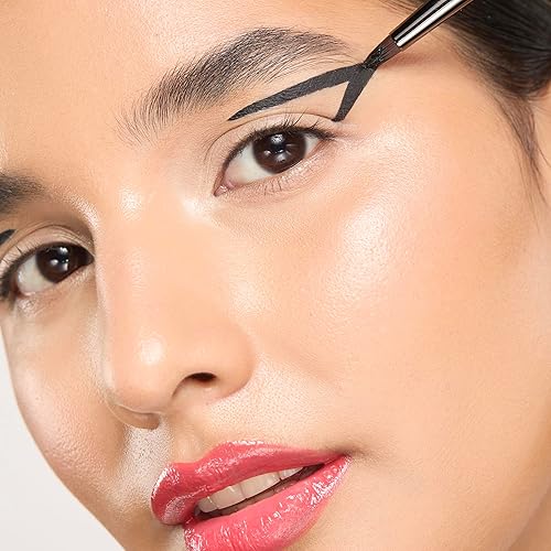 Miniatura 7 de Gerard Cosmetics Delineador de ojos Eternal  Delineador de ojos líquido ultra negro con aplicador de punta de precisión fina  Uso prolongado  Libre