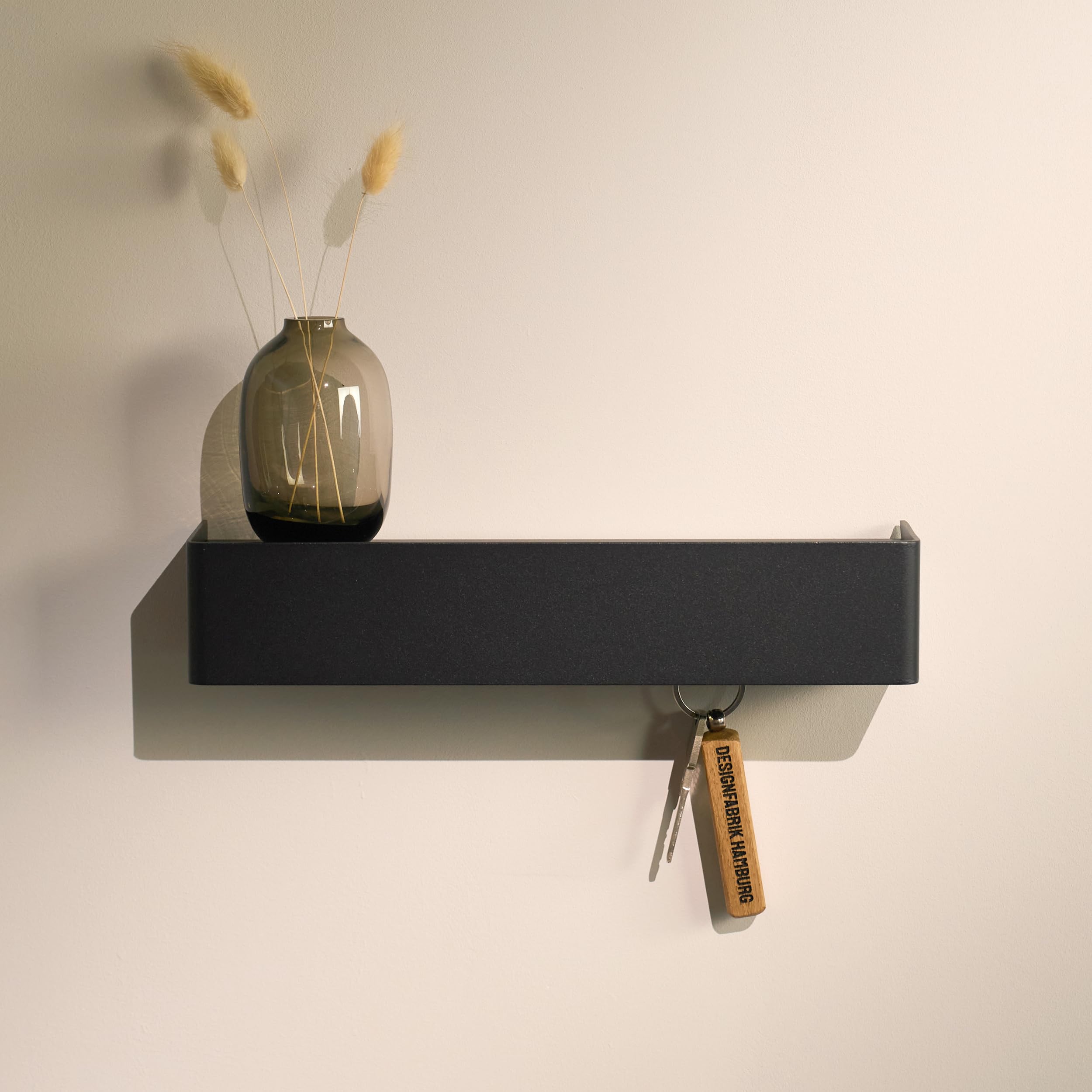 Design Amburgo Portachiavi moderno da parete | Appendi chiavi con ripiano | Ganci portachiavi da muro | Arredo ingresso minimalista in alluminio (Nero Opaco)