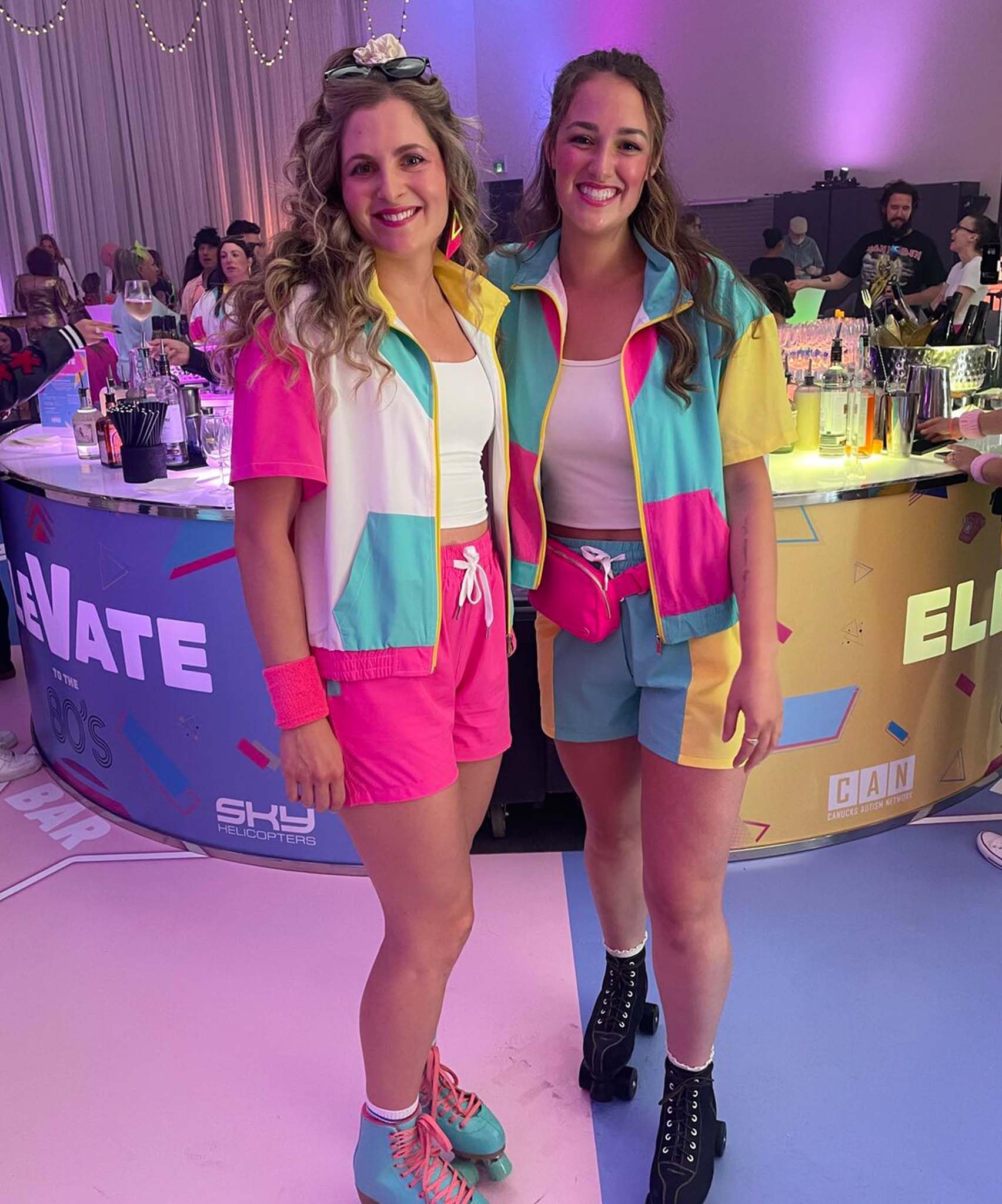 UOUA 80er Jahre Outfit für Damen 90er Jahre Party Kostüm 2 Stück Trainingsanzug Kurzarm Windbreaker Jacke und Shorts Sets