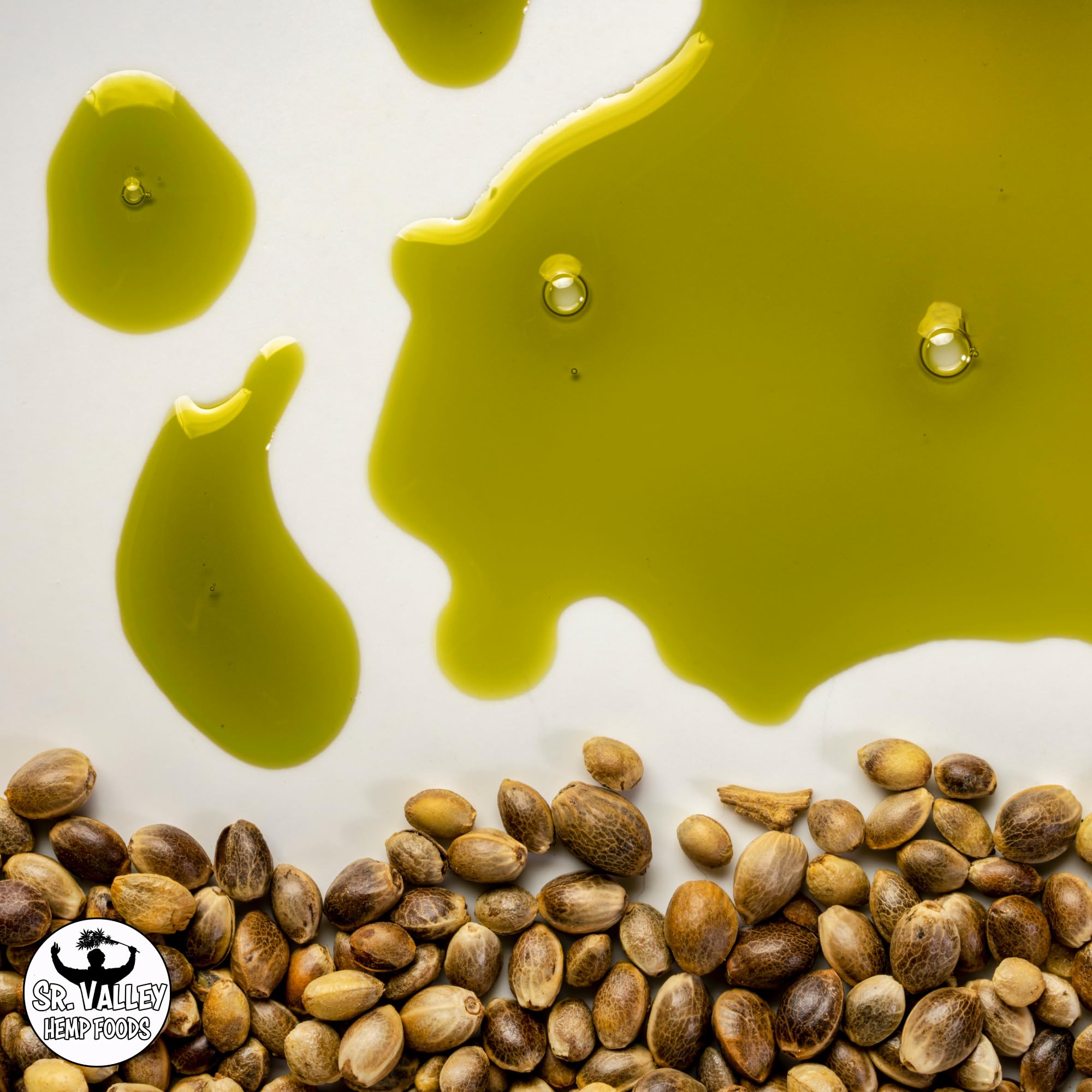Sr Valley Aceite de Cañamo 100% Puro y Vegano | 750 ml prensado en frío | Para uso culinario y cosmético | Sin aditivos ni conservantes y con semillas no OGM