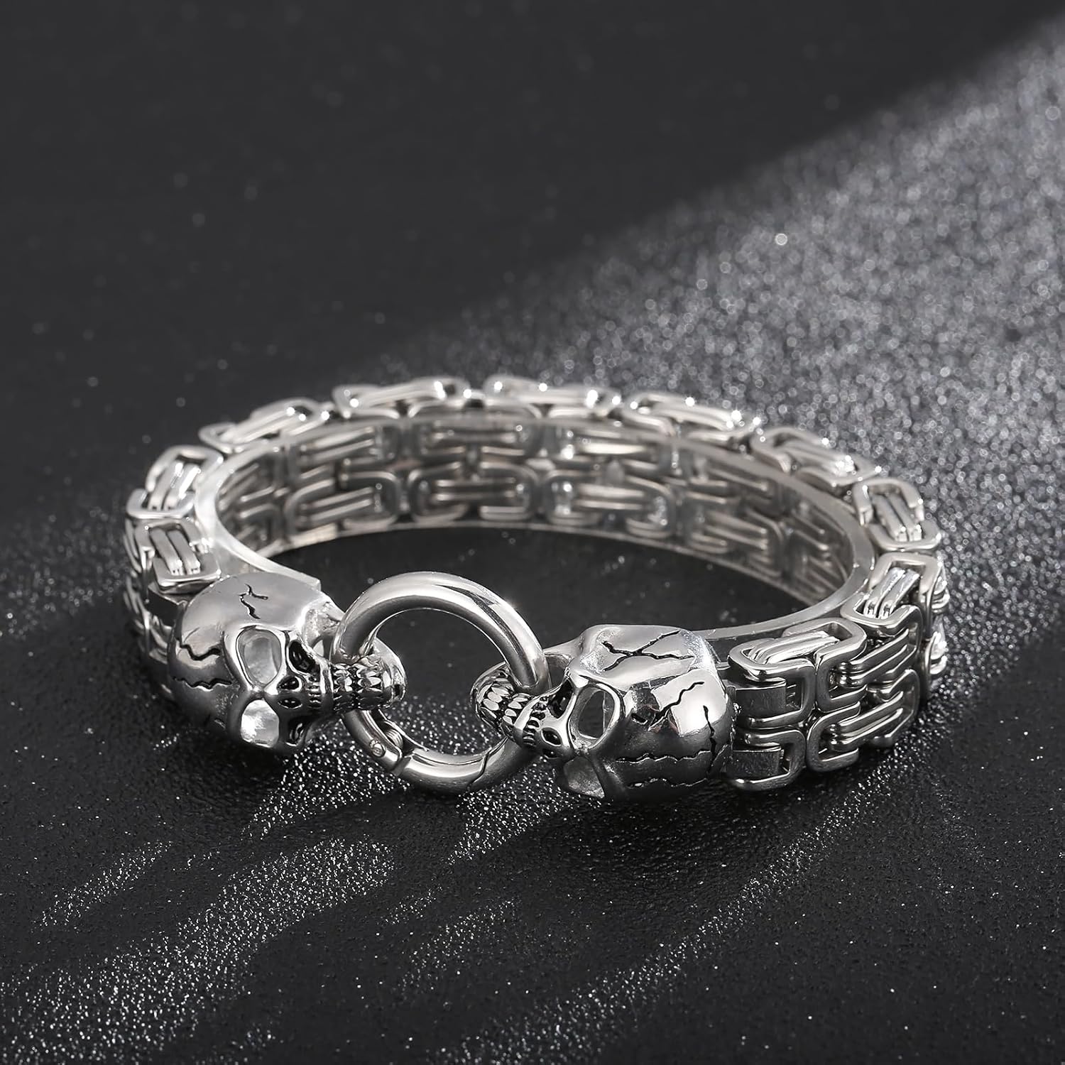 Men's Gothic Skull and Wolf Chain Bracelet - 316L Stainless Steel Bracelet for Men, Vintage Mens Wolf Head Jewelry with Flannel Pouch, Gift for Him, Ideal for Father's Day - Image 2