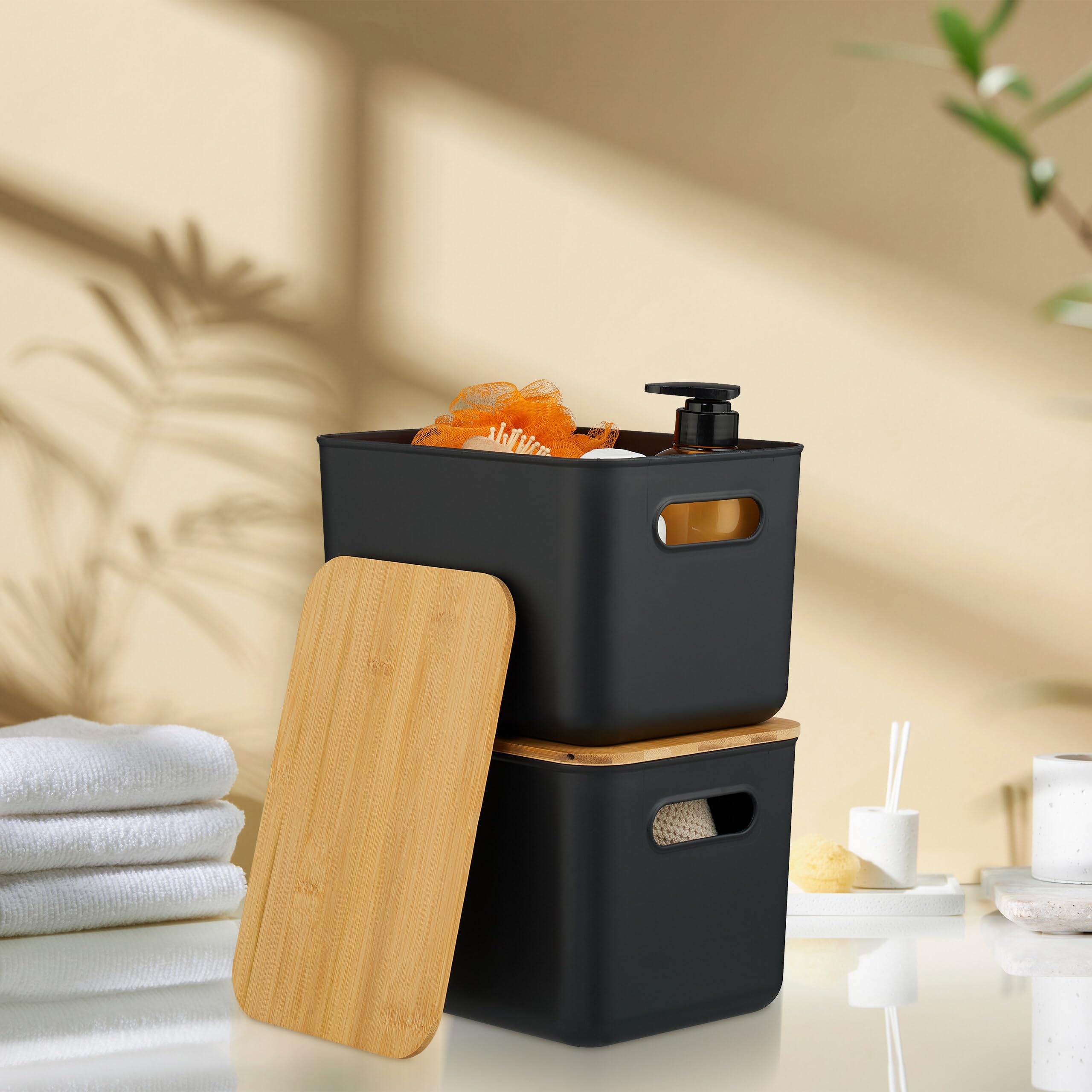 Relaxdays Caja de Almacenamiento con Tapa, Set de 4, plástico y bambú, Asas, 16x26x17.5 cm, Blanco