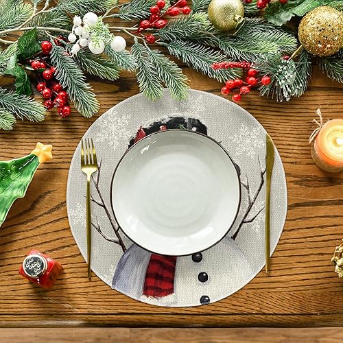 Miniatura 2 de Artoid Mode Juego de 4 manteles individuales de invierno con muñeco de nieve gris, 14 pulgadas, manteles redondos estacionales de Navidad para