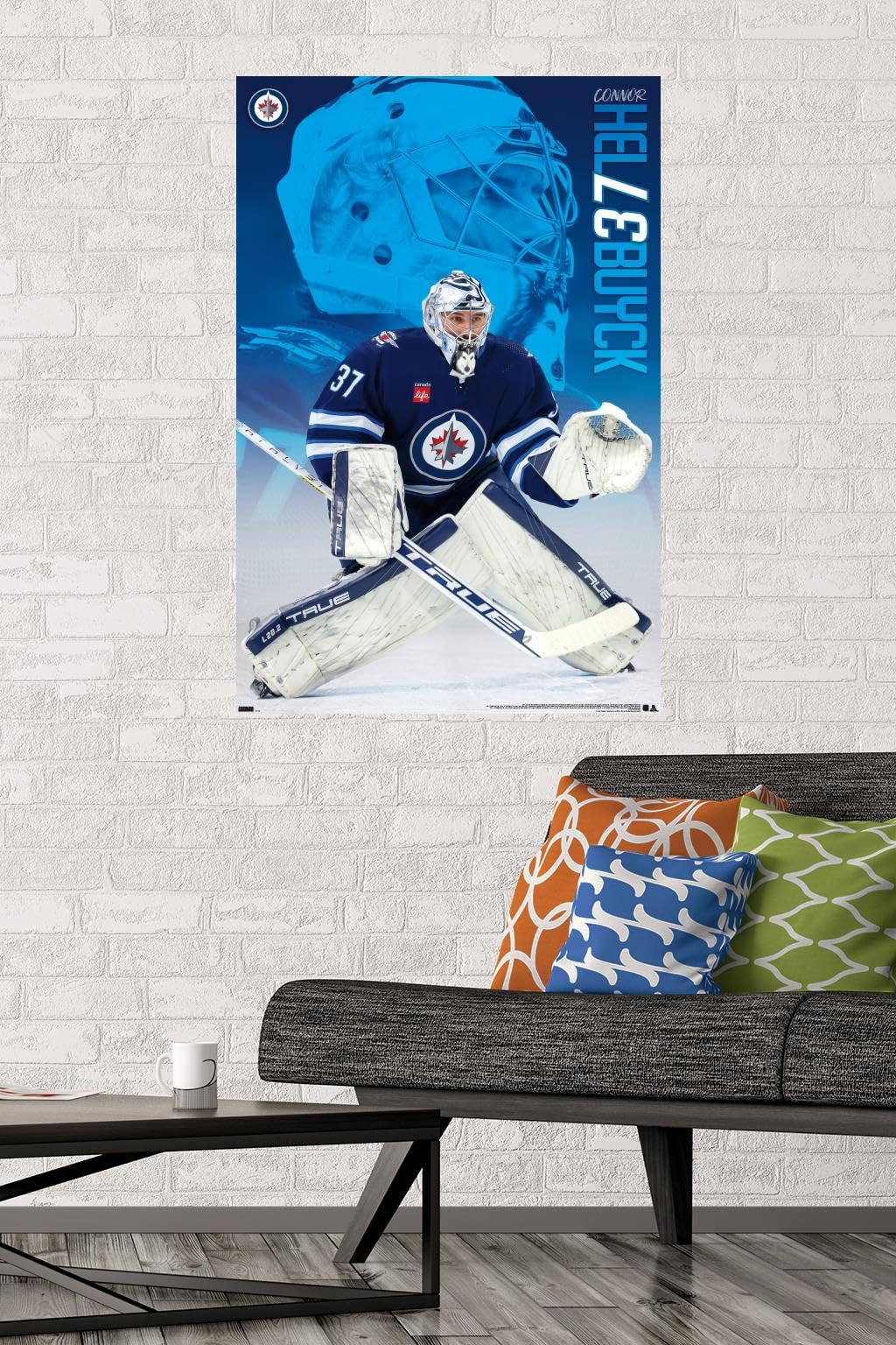 NHL Winnipeg Jets - Connor Hellebuyck 24 Wall Poster : Amazon.ca