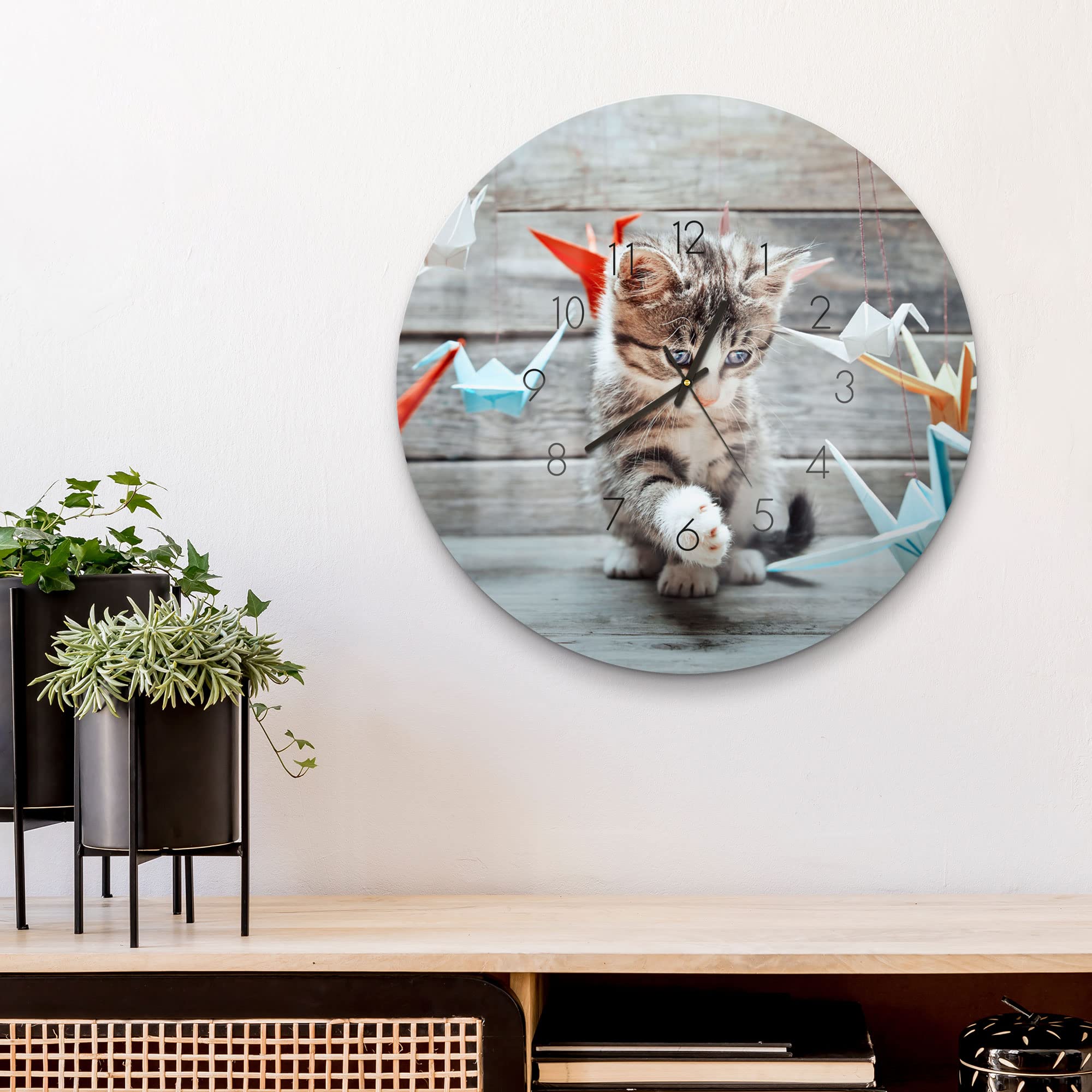 DEQORI Glazen klok, rond, diameter 50 cm, motief katten op vensterbank, grote XXL designklok van glas, stille wandklok voor woonkamer en keuken, moderne blikvanger, klok voor de muur