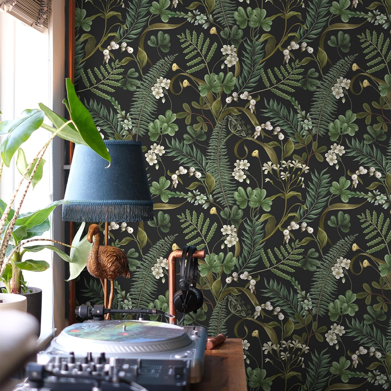 VEELIKE 17.7''x354'' Black Ferns Peel and Stick Wallpaper Vintage Tropical Wallpaper for Bedroom Bathroom Removable Dark Forest Wall Paper Adhesive Floral Contact Paper for Cabinets Drawer Accent Wall
