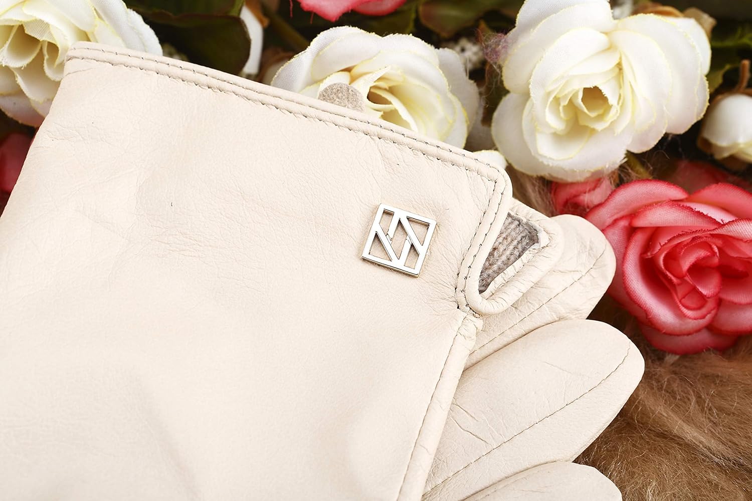 Women's Italian Leather Gloves Lambskin Winter Comfort Gloves (Touchscreen or Non-Touchscreen) - Image 2