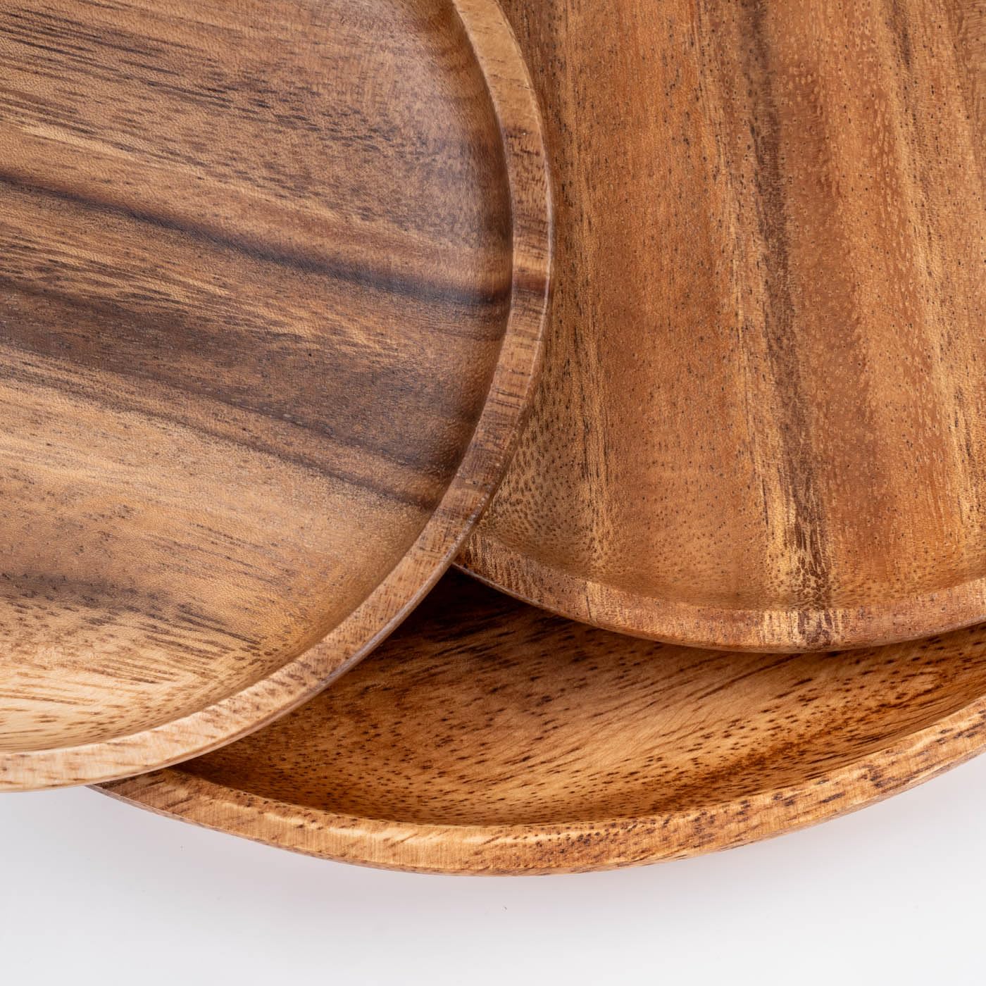 levandeo Lot de 4 assiettes rondes en bois d'acacia - Diamètre : 30 cm - Assiettes décoratives en bois d'acacia - Fabriquées à la main - Décoration de table unique