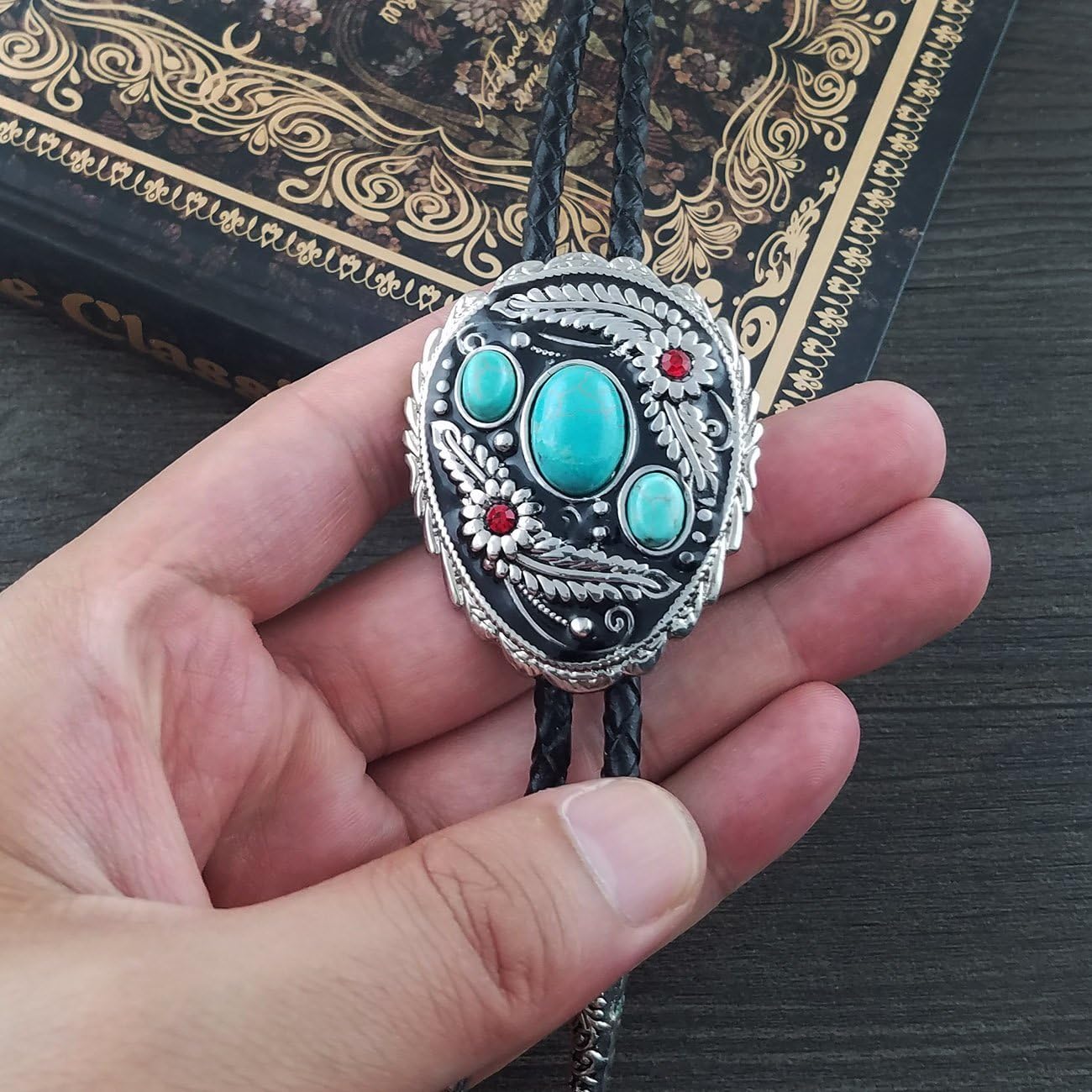 Vintage Native American Western Cowboy Blue Natural Turquoise Stone Bolo Tie Hand-woven Leather Bola Tie Necktie for Men