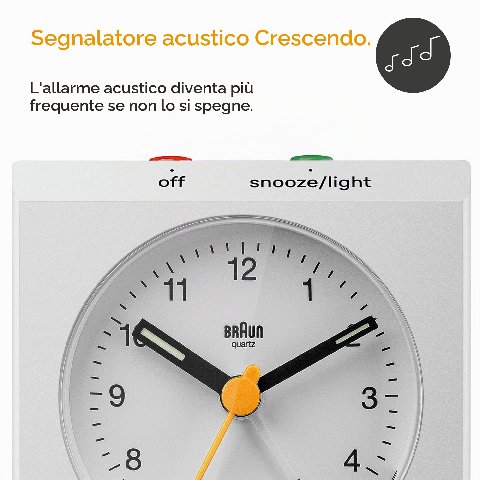 Braun classica sveglia analogica da viaggio con funzione snooze, design vintage, dimensioni compatte, coperchio pieghevole, movimento al quarzo silenzioso, sveglia crescendo in bianco, modello BC05W.