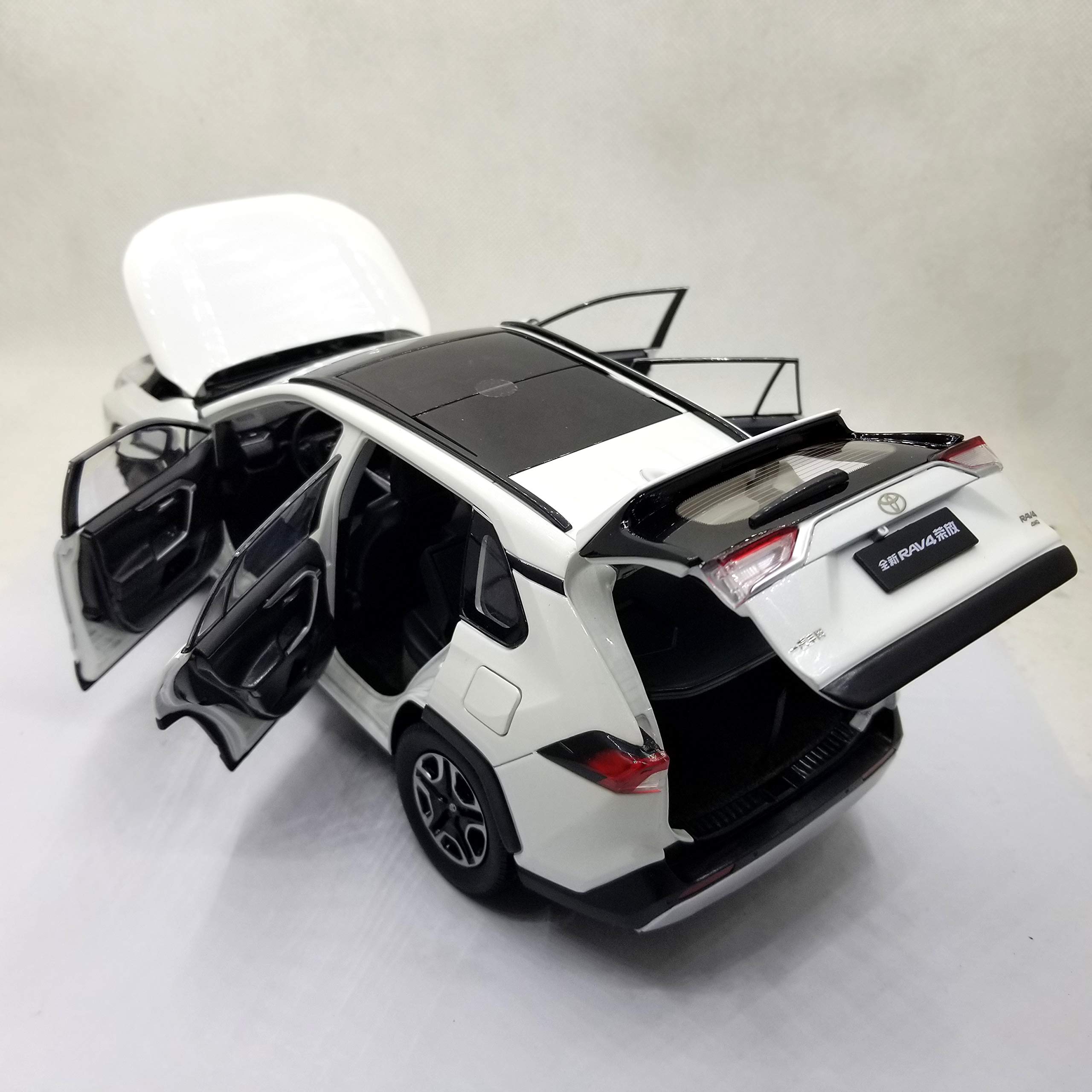 1/18 トヨタ RAV4 ダイキャスト SUV ホワイト 合金製 限定モデル Amazon | ☆ 1/18 トヨタ RAV4 | ミニカー・ダイキャストカー