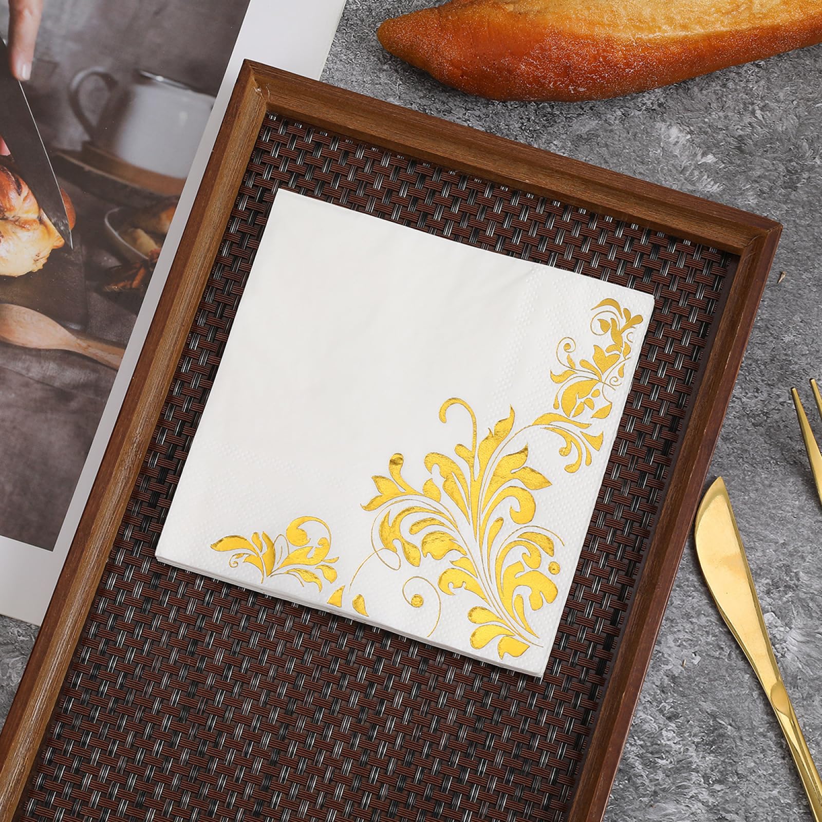 Tovaglioli di Carta Retro Oro Bianco Tovaglioli per Decoupage Decorati Tovaglioli Bar Compleanno Carta Lgienica Tovagliolo Decorazione Da Tavola Usa e getta Per Matrimoni Feste 30 Packs(33x33cm)