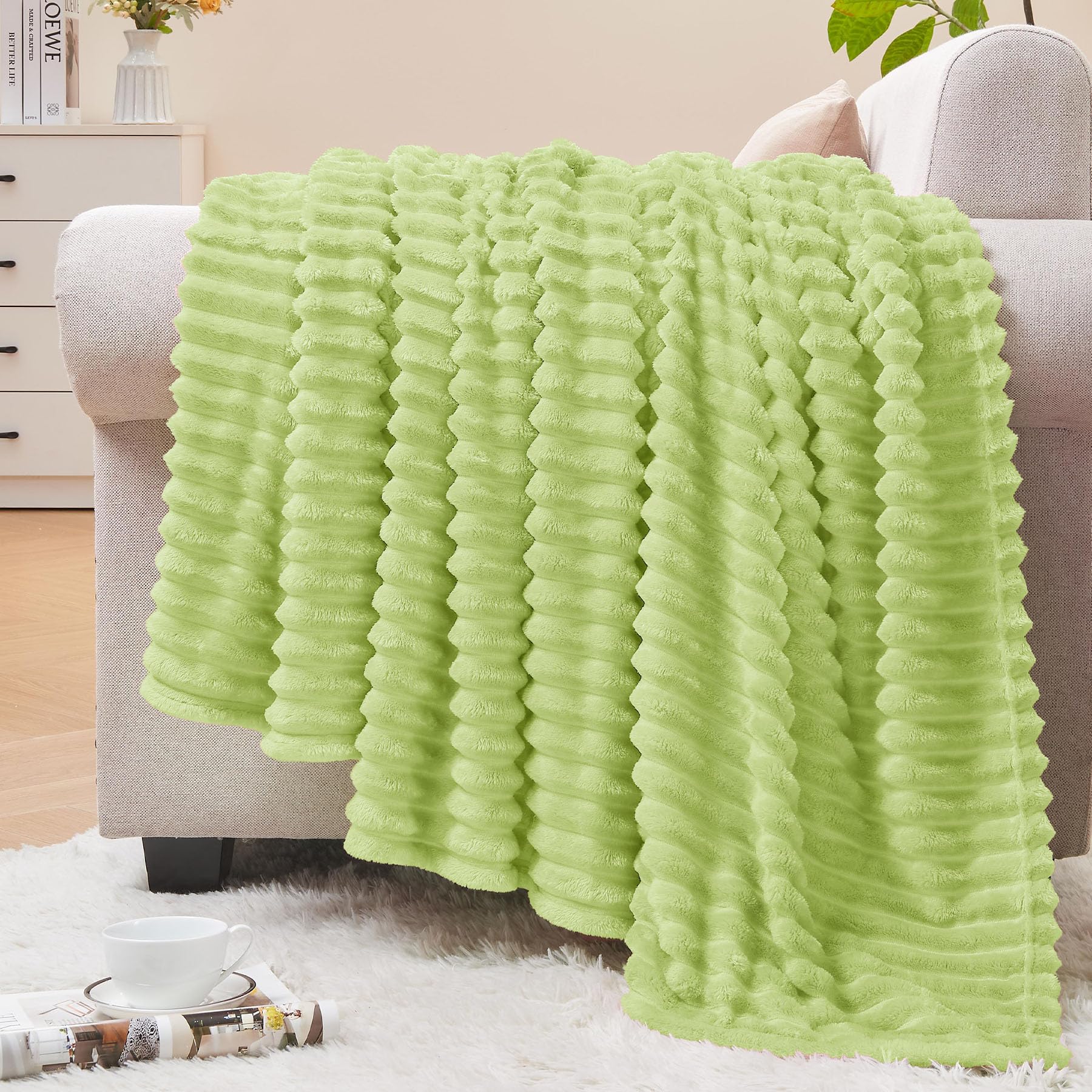 BEDELITE Ribbed Jacquard Cream Lime Fleece Twin Blanket for Bed, 60x80 Inch | Soft Warm Decorative Fluffy Blanket, Cozy Plush Lightweight Fuzzy Throw Blanket for Couch Sofa Room Decor, Gift for Women