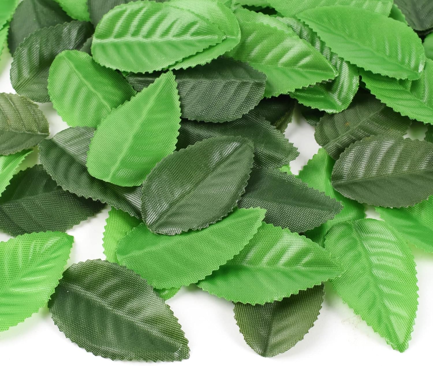 200Pcs Mixed Green Leaves, Artificial Rose Leaves 2 Colors Fake Faux Leaf for Crafts Scrapbooking Floral Arrangements Home Kitchen Wedding Garland Decoration