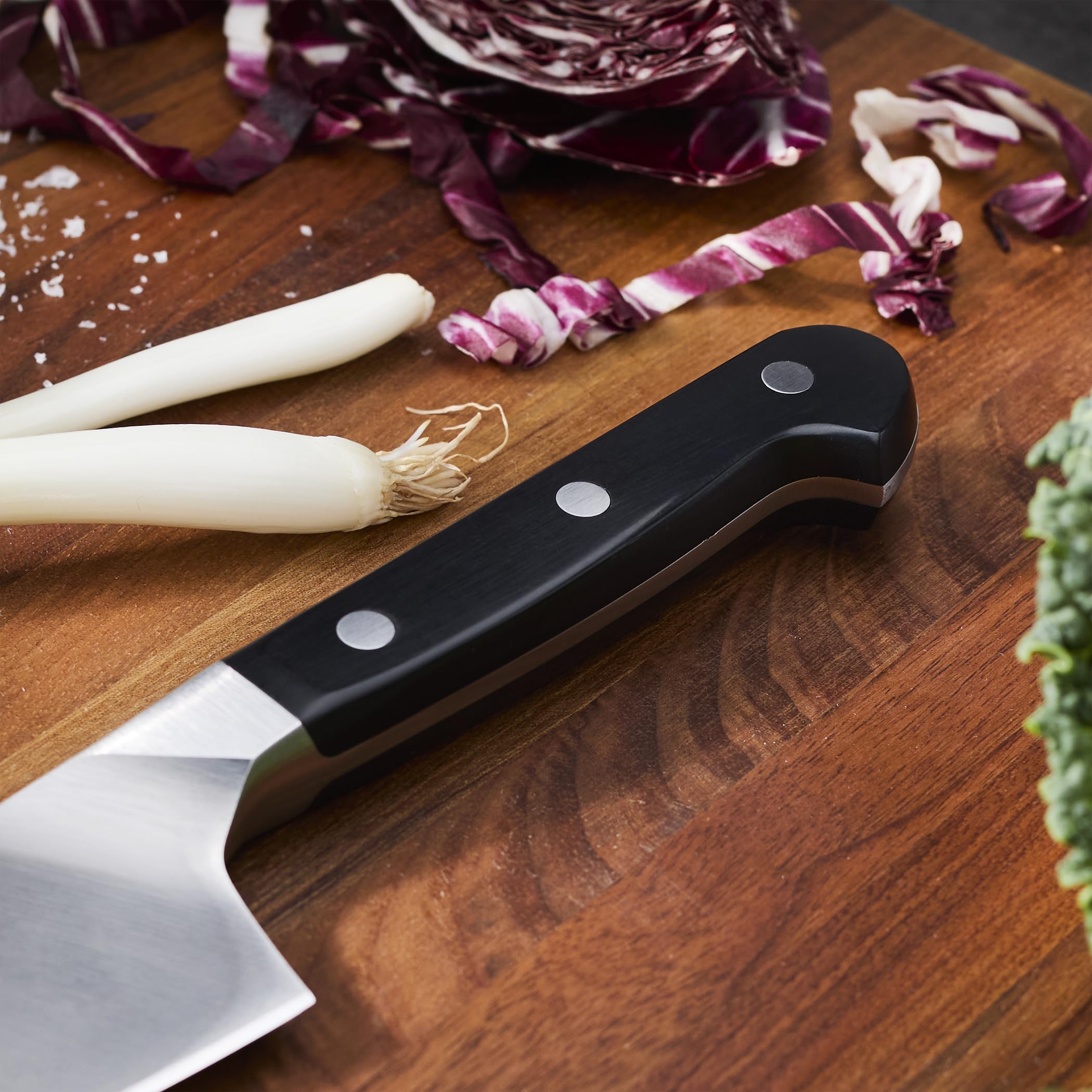Amazon.com: ZWILLING Pro 7-inch Ultimate Chef's Knife: Home & Kitchen