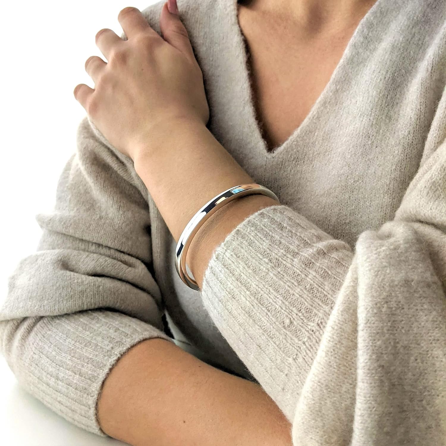 Silverly 6mm Square Tube Bangle in 925 Silver - Chunky Sterling Silver Bracelet for Women - Elegant Plain Round Closed Bangle - Classic Bracelets for Everyday Wear - Minimalist Modern Jewelry Gift