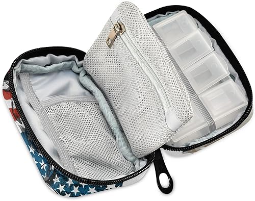 Miniatura 2 de Naanle Pastillero con diseño de calavera y bandera americana, 7 días, organizador de píldoras de viaje con cremallera, funda semanal portátil,