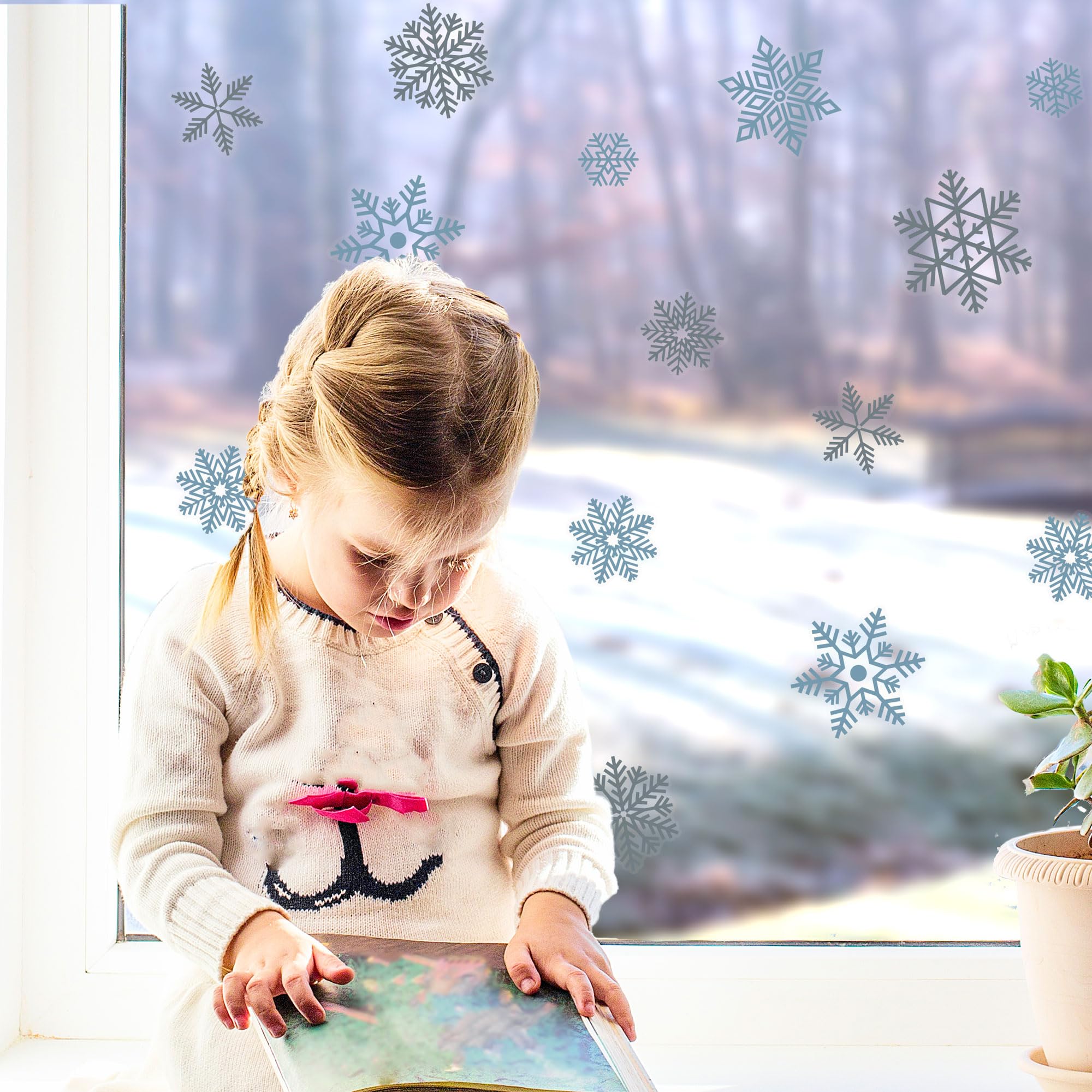 Stickerscape Blue Snowflakes Snowflake Window Stickers - (1 Sheet) - Reusable, Re-Positionable, Christmas & Xmas Decorations
