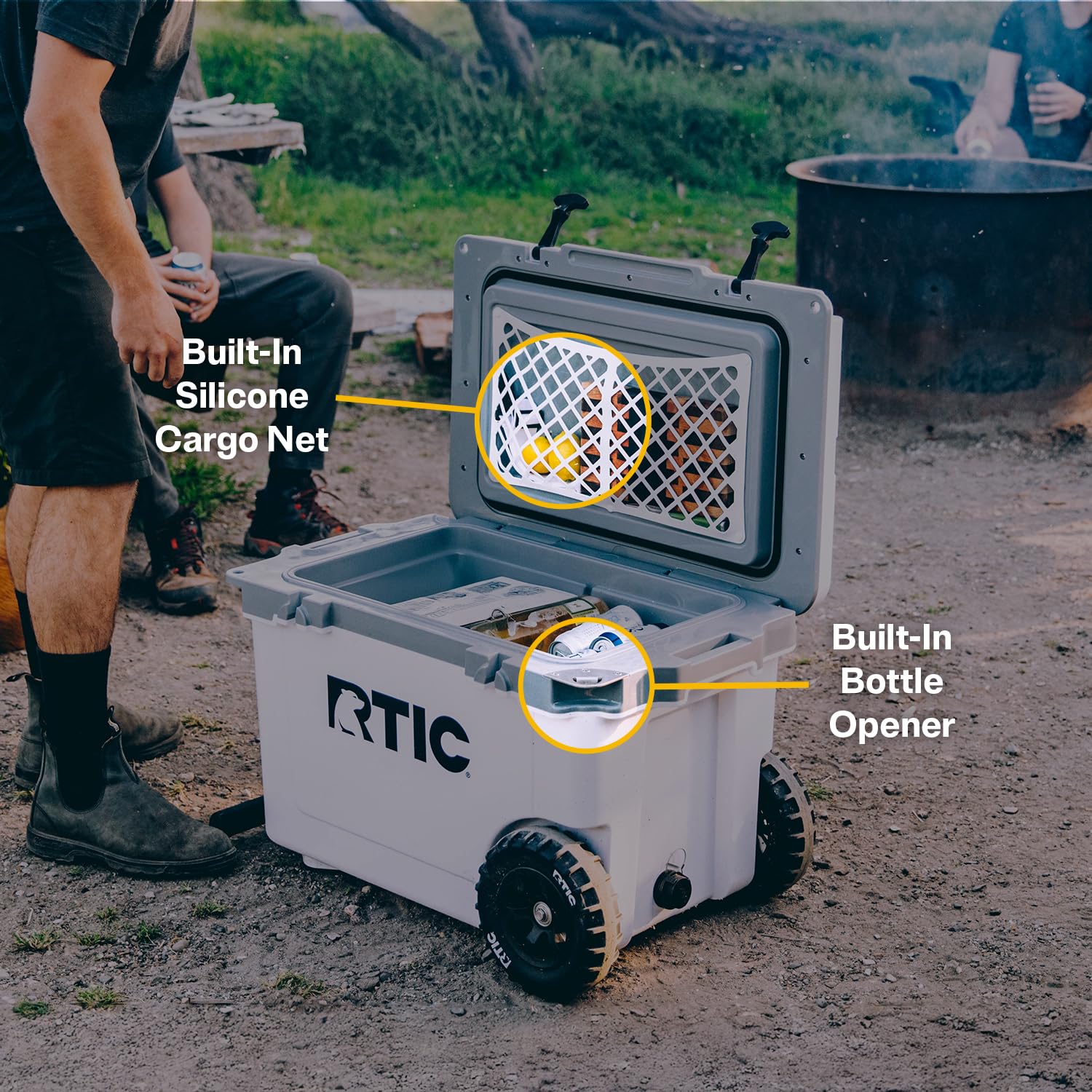 RTIC Contenitore per il ghiaccio portatile con ruote, ultra leggero, isolato, per spiaggia, bevande, bevande, campeggio, picnic, pesca, barca, 30% più leggero rispetto ai refrigeratori rotomolded