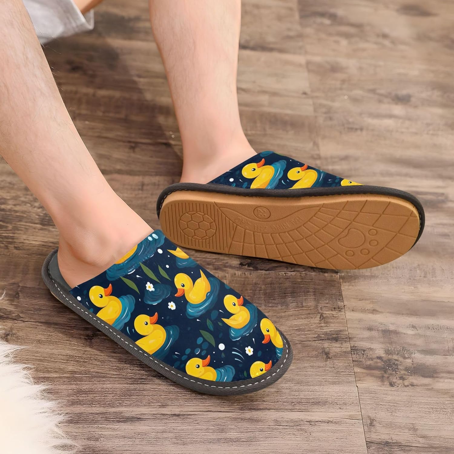 Cute Duck House Slippers – Cozy Fuzzy Slippers for Guests, Washable & Disposable, Perfect for Shoeless Home, Spa & Hotel Use A111812