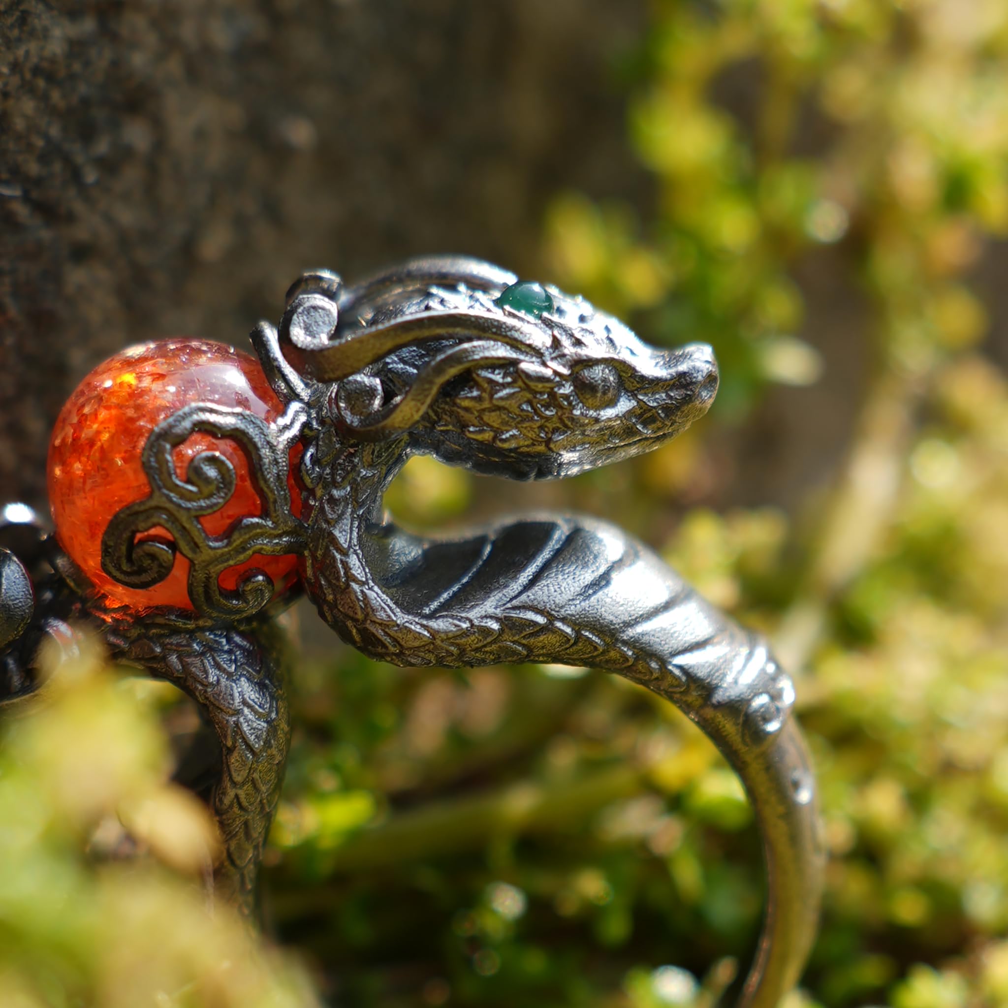Generisch Handgefertigter 925er Silber Drachen-Ring mit leuchtendem Sonnenstein & Aquamarin-Akzenten │ Mystisches Fantasy-Amulett, verstellbar Größe 6